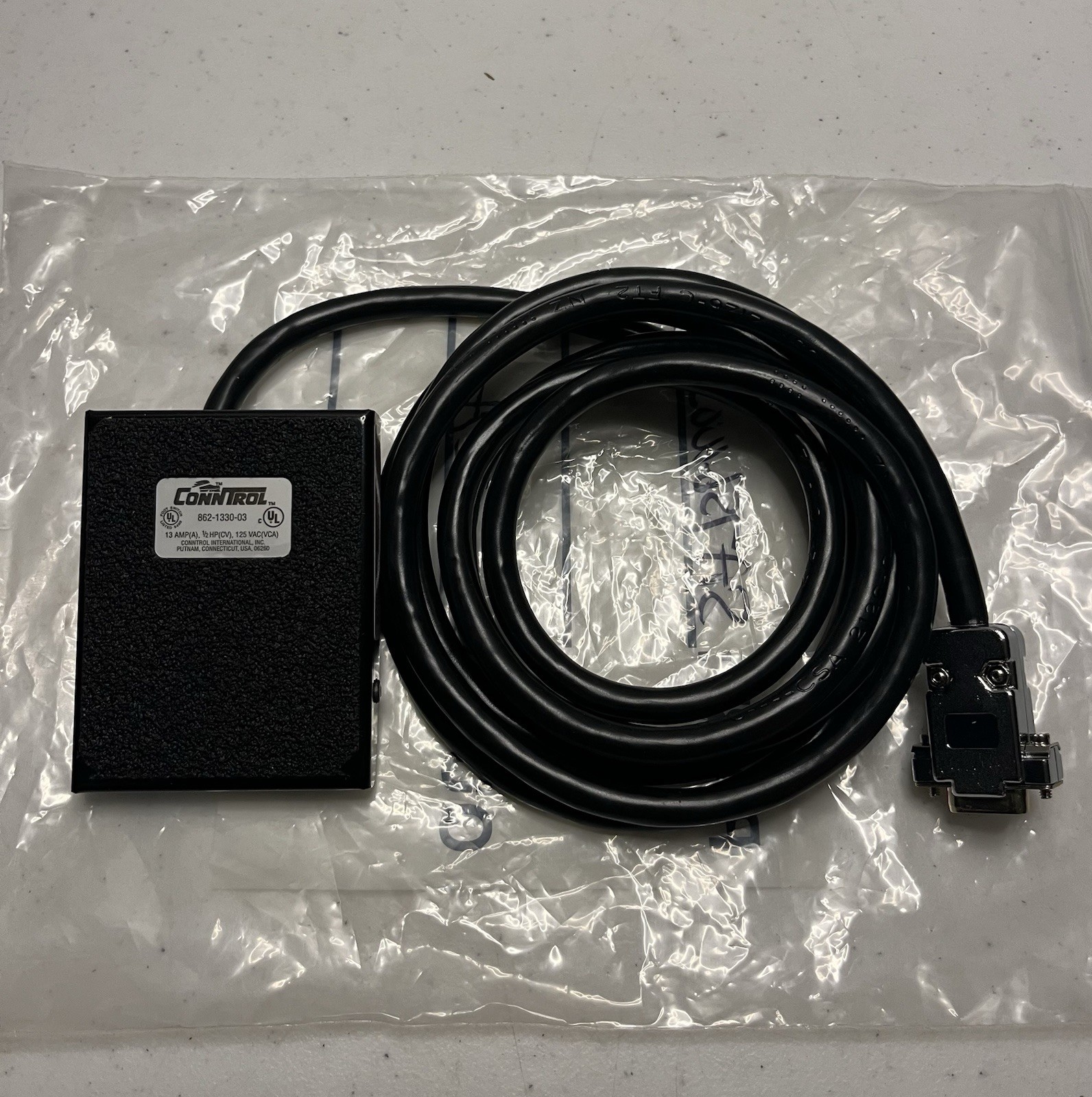 NEW Sealed Philips FEI XL30 XL40 SEM Foot Switch Assembly SA756-1003-1 – DB9 NIB