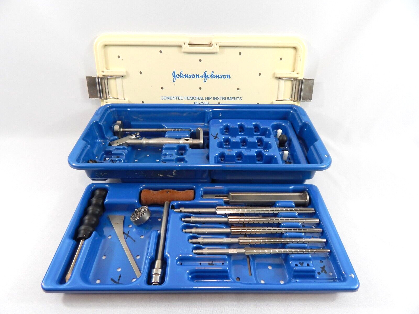 JOHNSON & JOHNSON CEMENTED FORMAL HIP INSTRUMENTS 85-2250