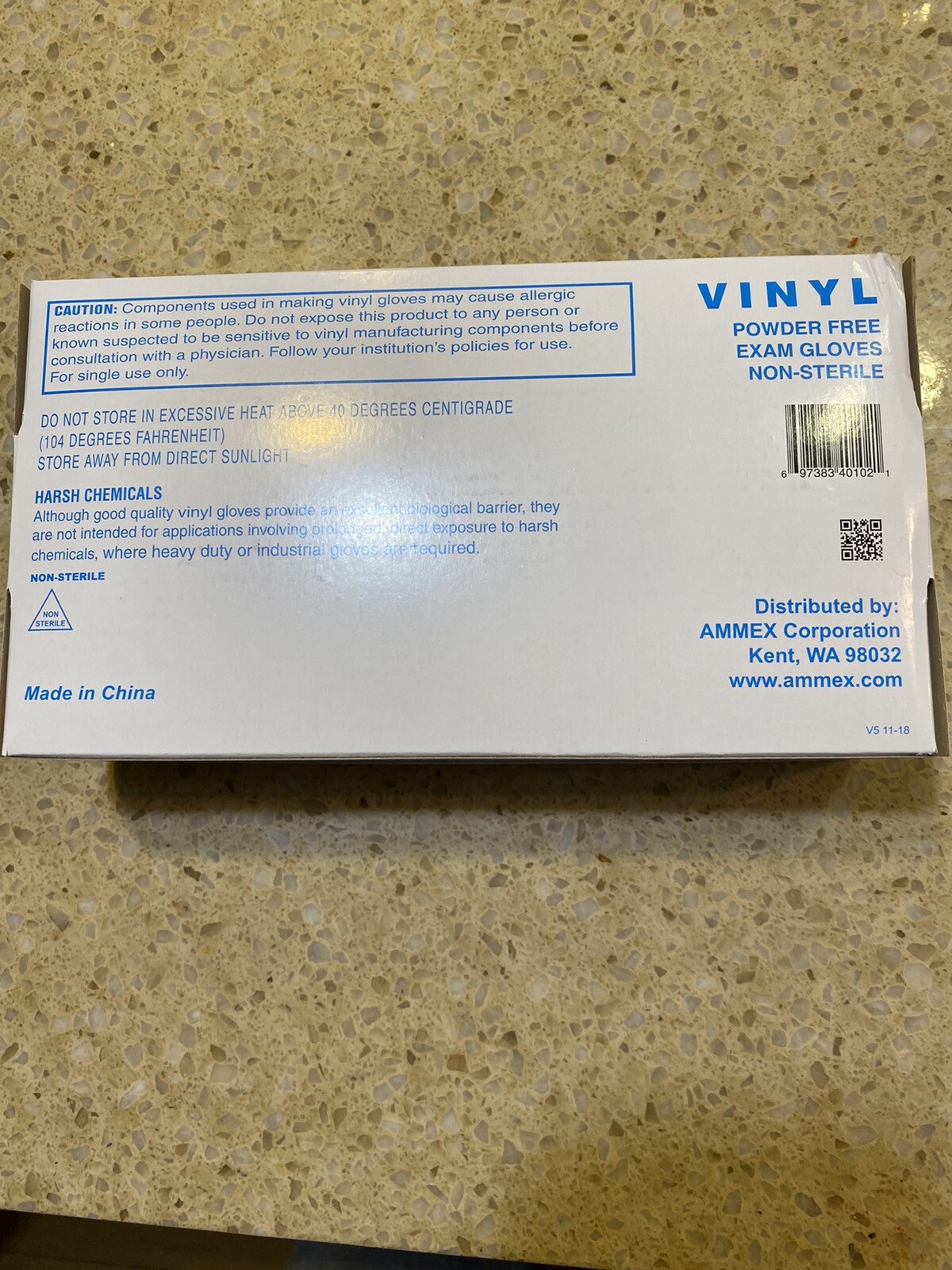 Disposable Nitrile Vinyl Gloves, Size M – Box of 100 – White – Exp. 12.20.2024