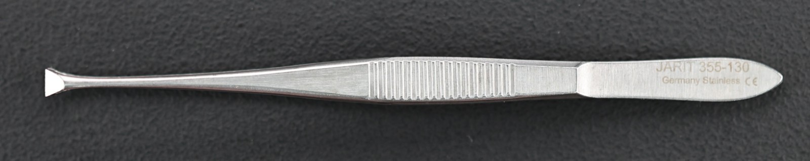 Jarit 355-130 Von Graefe Fixation Forcep, Serrated, 4.2mm Straight, 110 mm