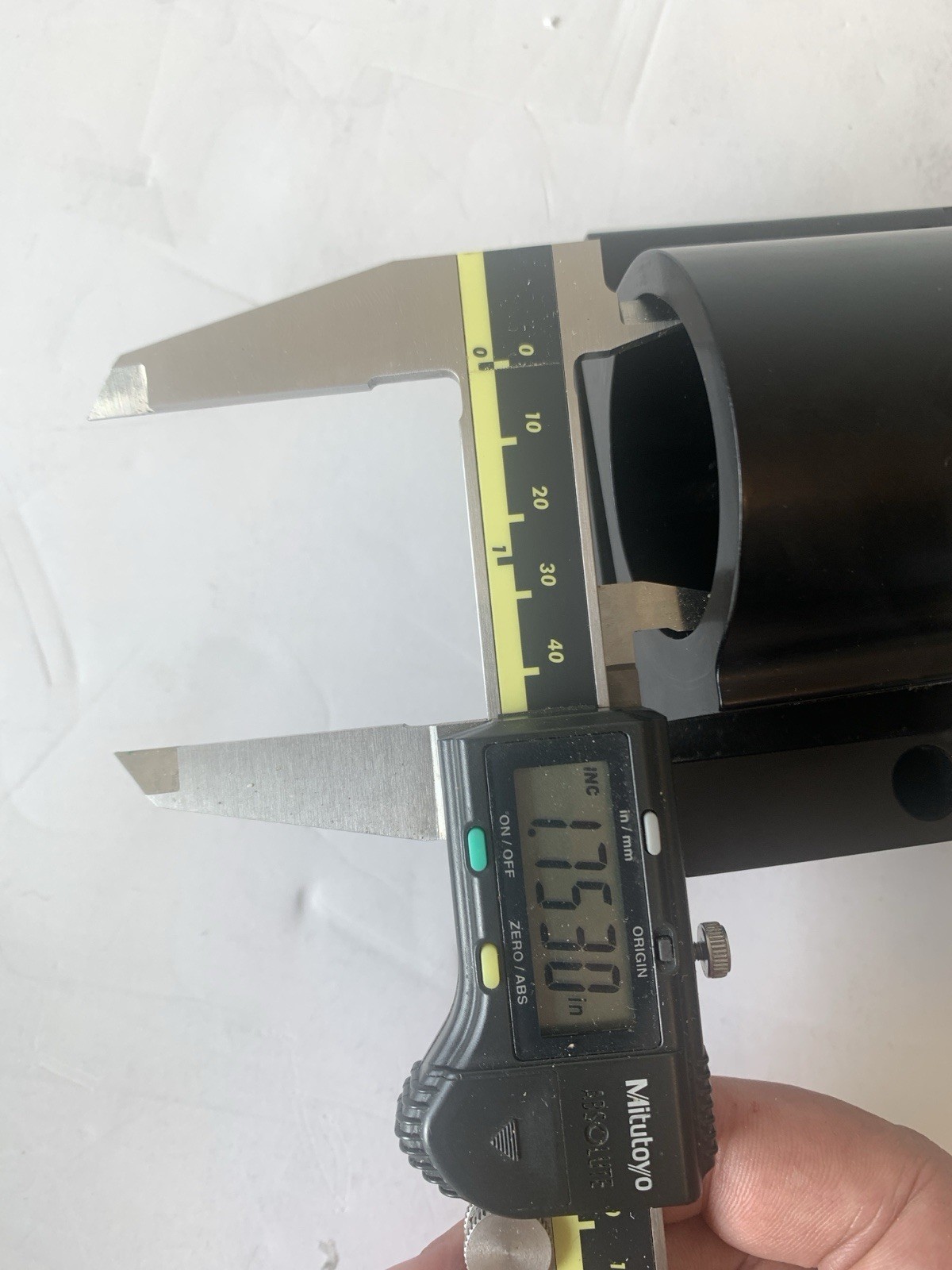 Newport 811 Precision-Adjustable Laser Mount w/2 Micrometers for Pitch and Yaw