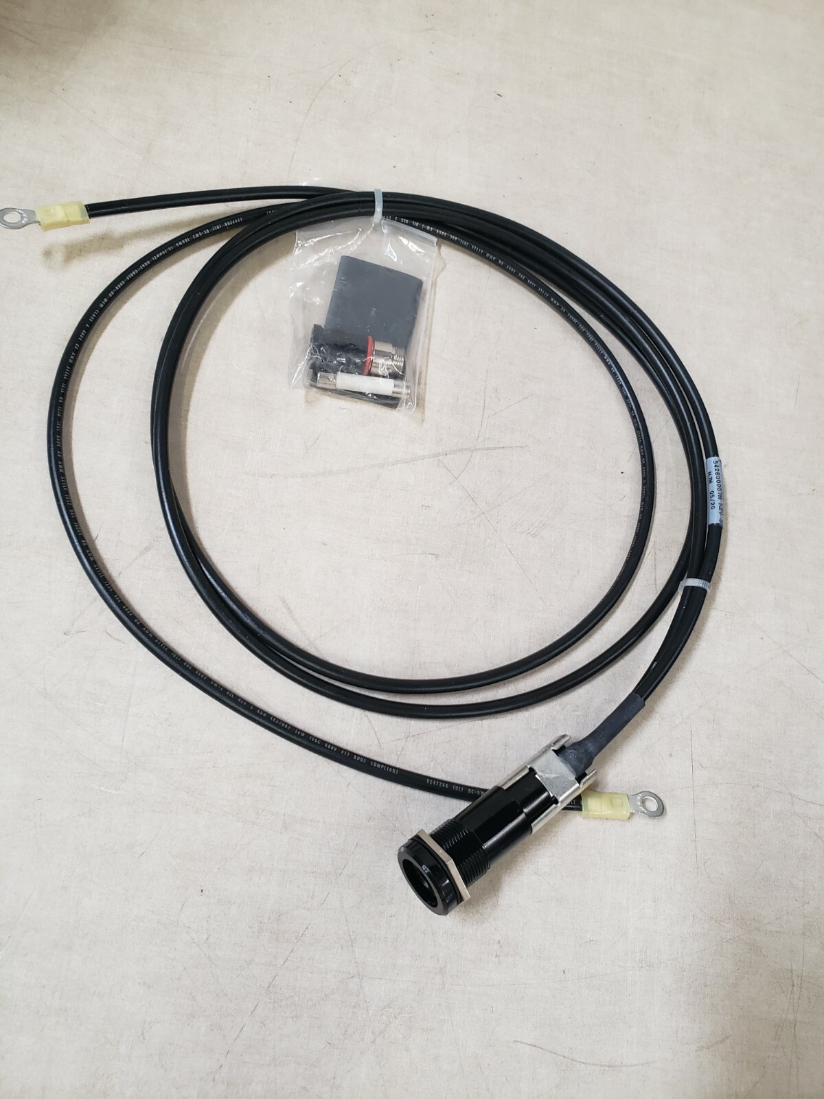 HARNESS ASSY BAT FUSE HLD Part Number: 542800007M