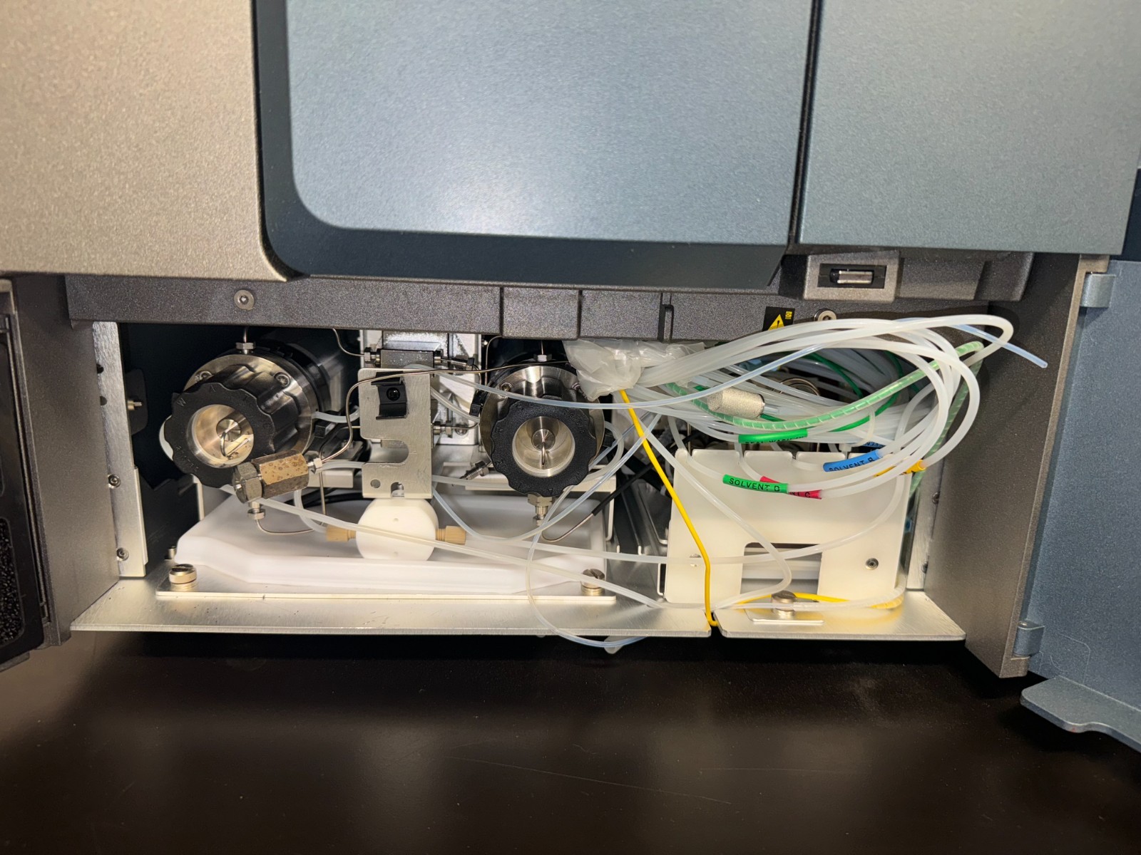 Waters e2695 Alliance System (BLUE) with Computer HPLC #18301