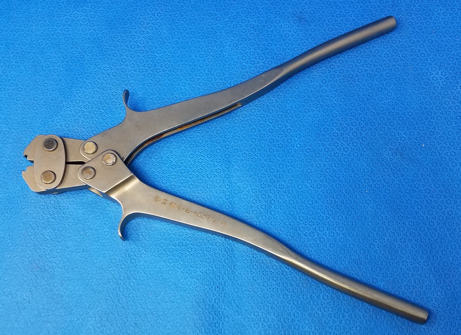 Stryker Howmedica 6704-9-100 Dall-Miles Crimp Tool