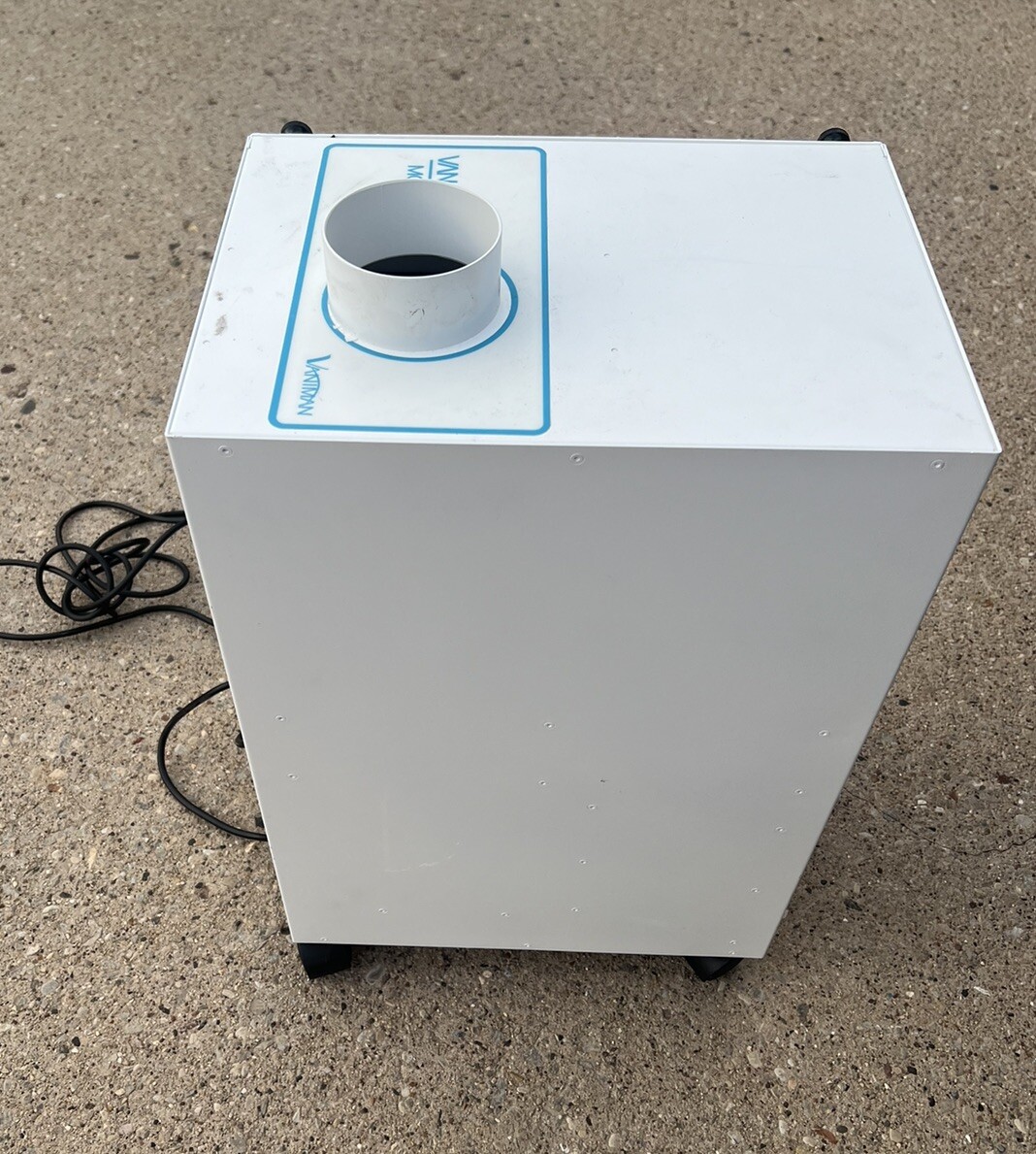 Used Vaniman Vanguard Mobile 2.0 Extraoral Dental Aerosol Suction Unit 10337