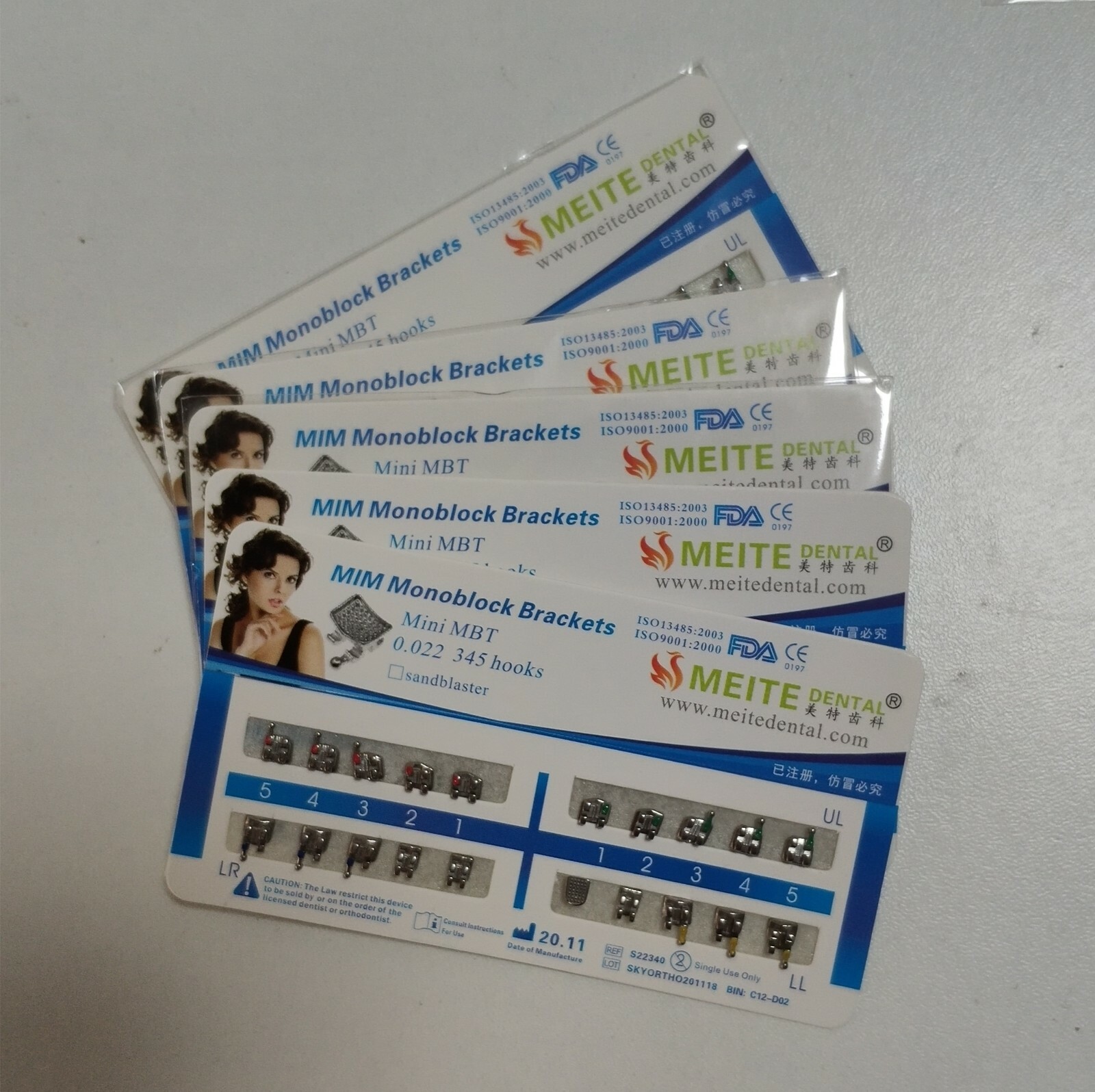 Dental Orthodontic Metal Bracket MIM Monoblock Mini MBT 022 345 Hooks Mesh Base