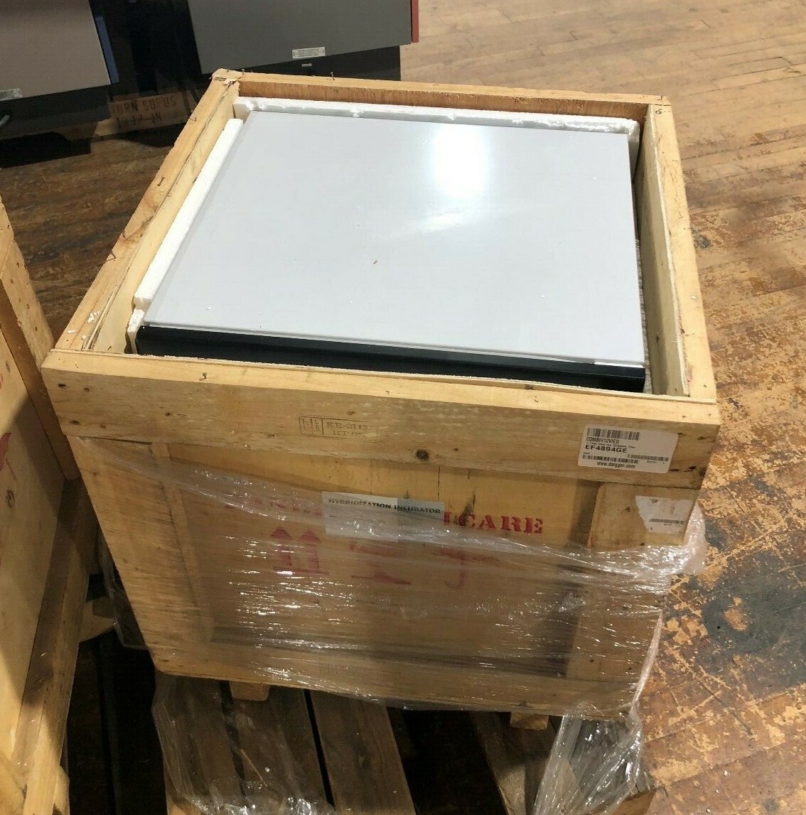 FinePCR Combi-V12 Vertical Hybridization Incubator 110VAC 7-40RPM 50/60Hz 450W