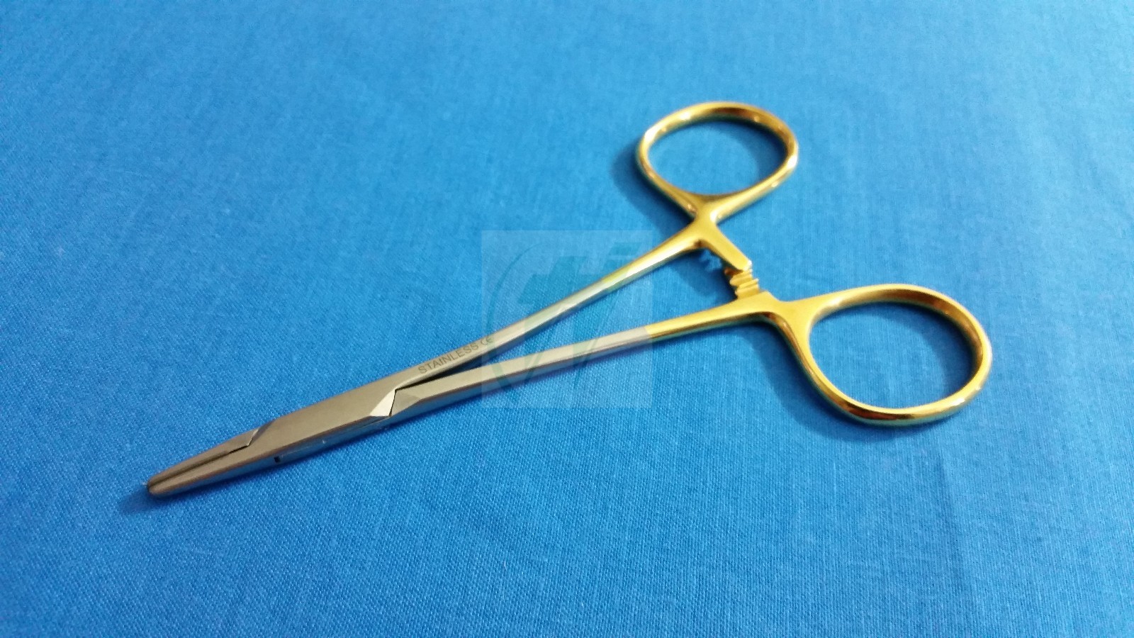 5 WEBSTER SURGICAL NEEDLE HOLDER 5″ SMOOTH JAWS WITH TUNGSTEN CARBIDE INSERTS