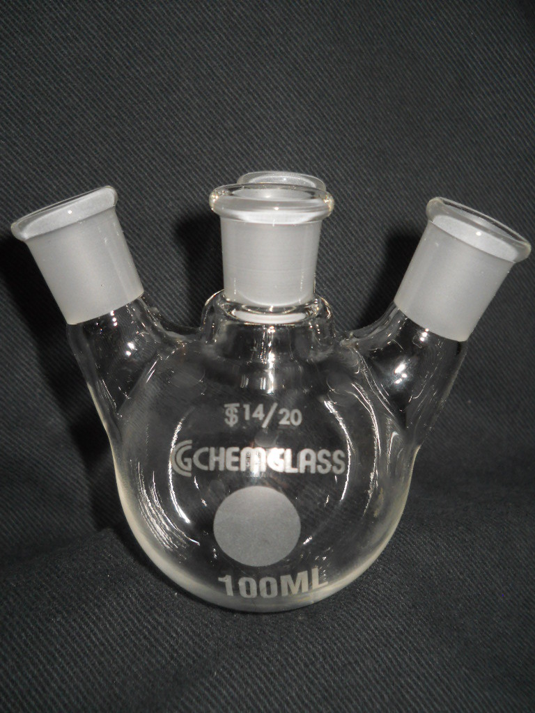 CHEMGLASS 14/20 Joint Glass Angled 4-Neck 100mL Round Bottom Flask, Small Chip