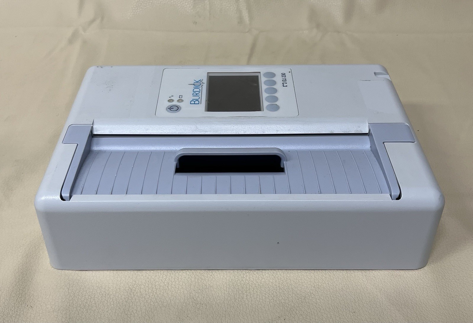 Welch Allyn Burdick ELI 230 Electrocardiograph BAD BATTERY