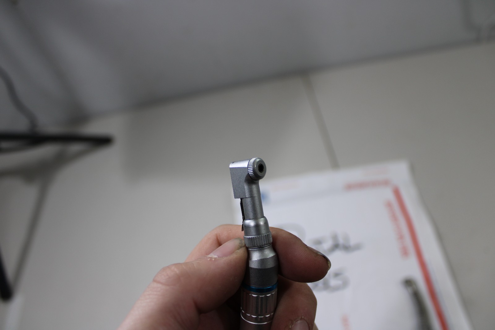 Midwest Tradition Screw Type FiberOptic Dental Handpiece contra angle waterspray