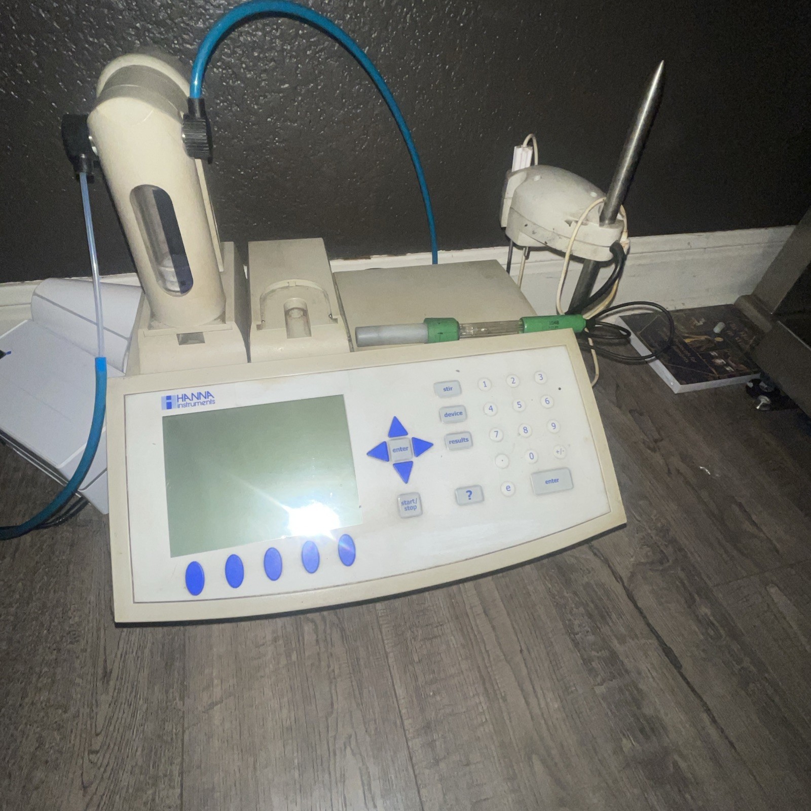 Hanna Instruments HI 901 Potentiometric Titrator Comes w/ HI1048 pH Electrode