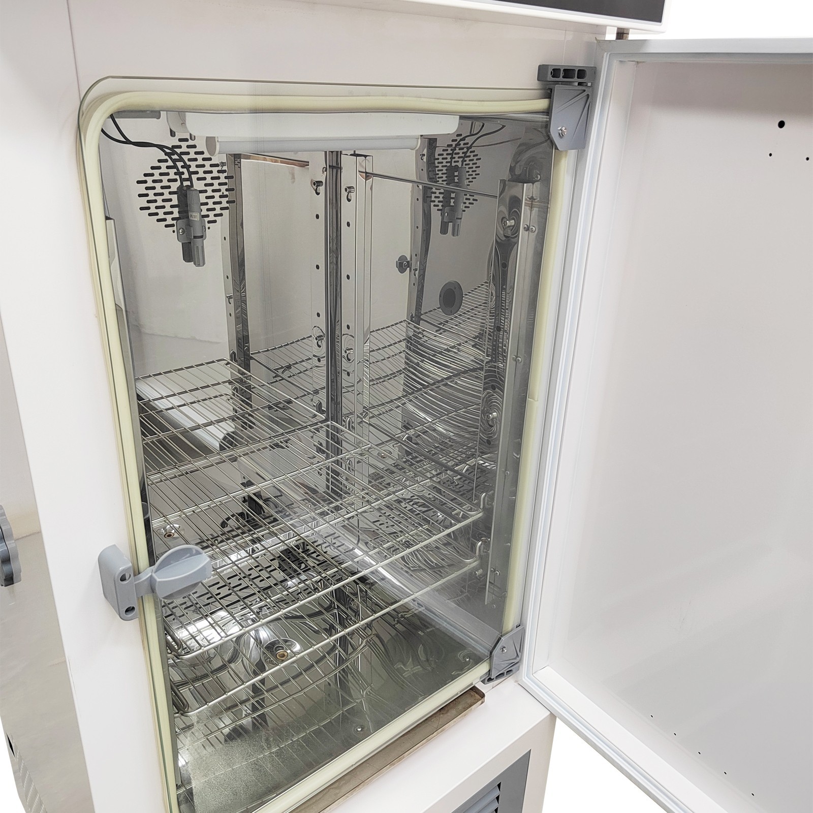 220V 150L Constant Temperature Humidity Incubator Stainless Inner Container 800W