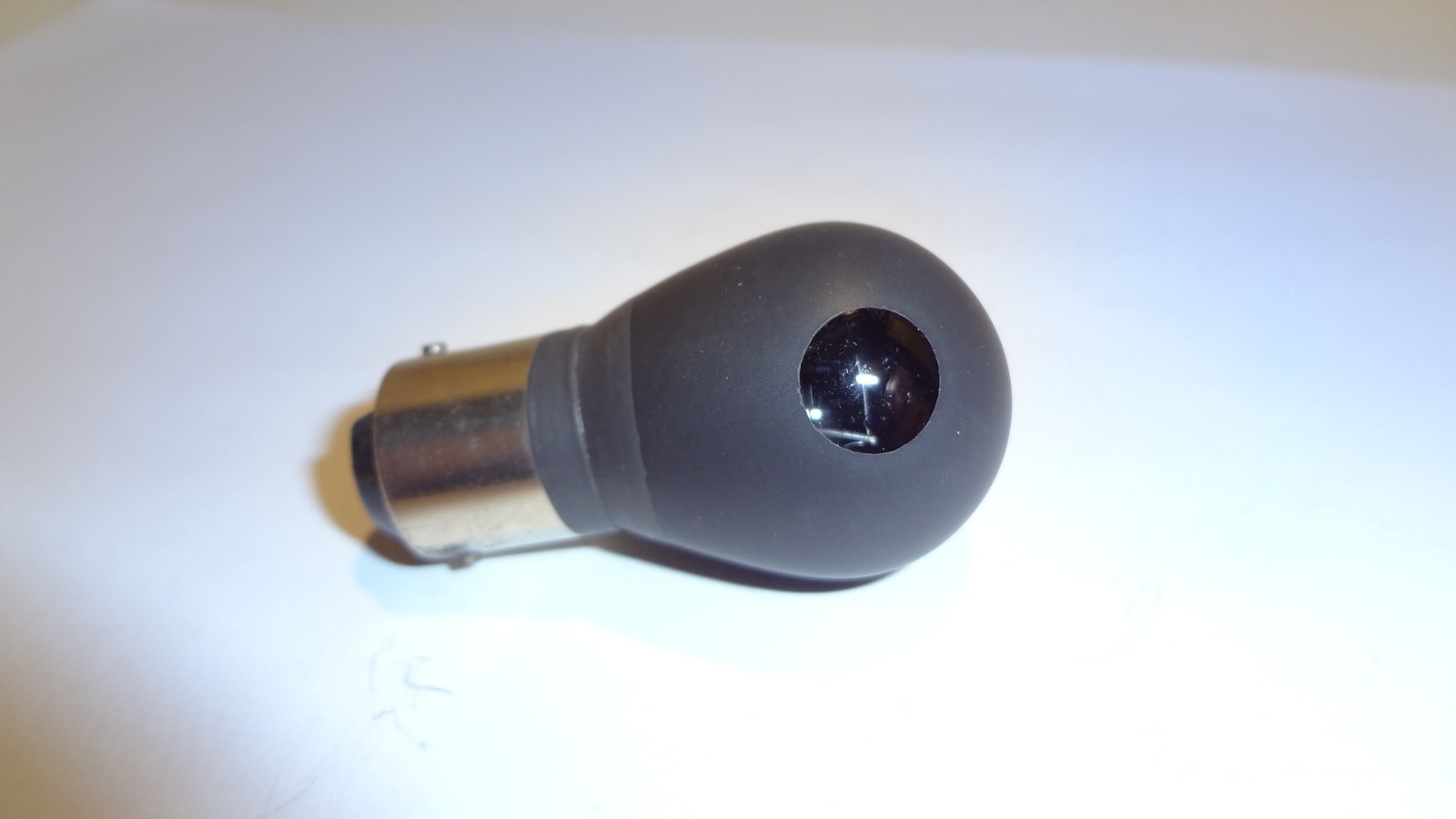 OSRAM BULBS #90643 (1ea) 6V 9.1W DISCONTINUED BLACK WITH APERTURE *NEW**