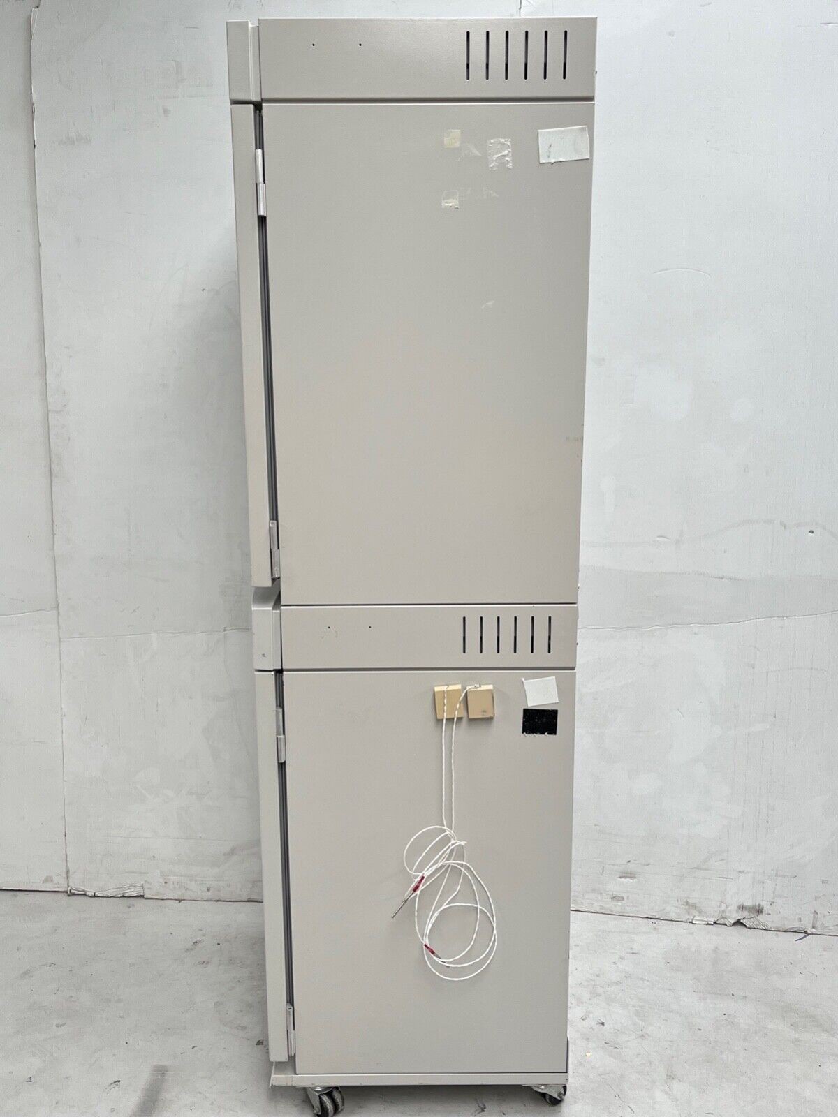 VWR Scientific 3074 Symphony Dual Stacked Water Jacketed CO2 Lab Incubators, #2