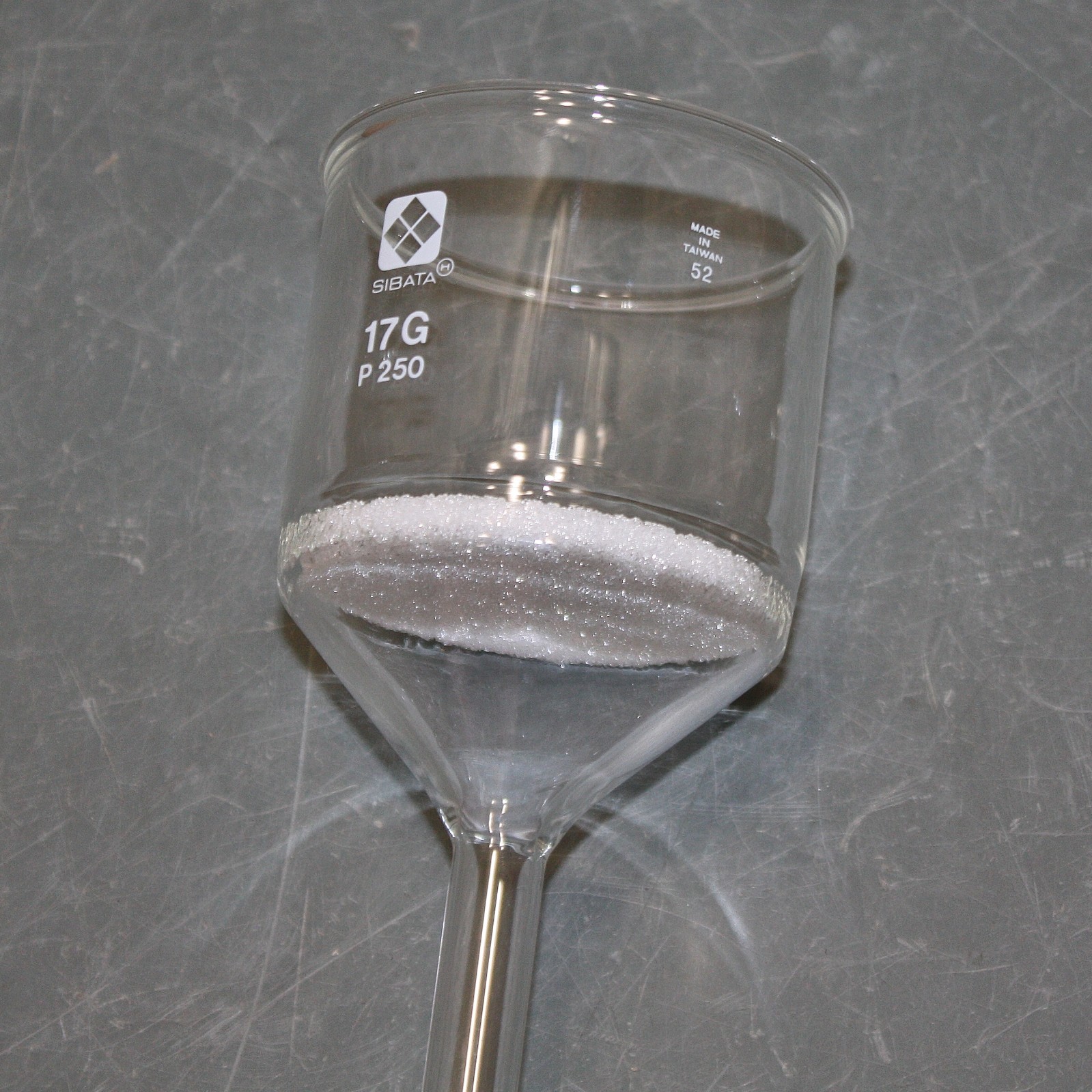Sibata Buchner Funnel 1311-17250, Type I, 140 mL, 17G, Borosilicate Glass