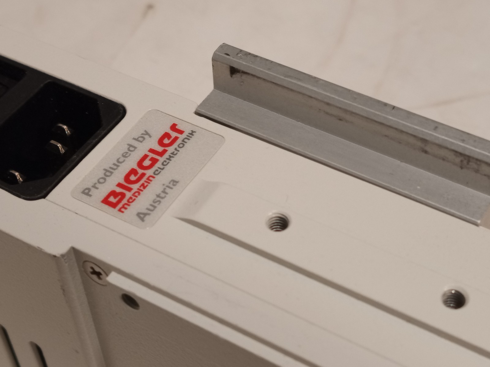 Siemens-Elema/Biegler Sun 145 64-81-282-EH-86-E Device, 100-240VAC, 50-60Hz