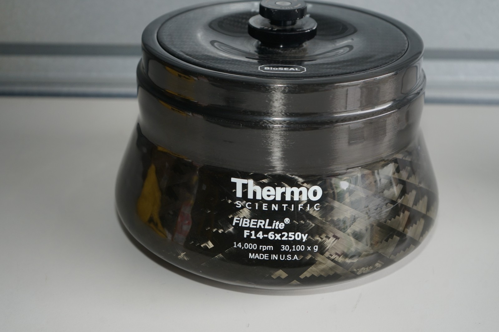 ^ Thermo Scientific F14-6x250y FiberLite Fixed Angle Rotor #X7223