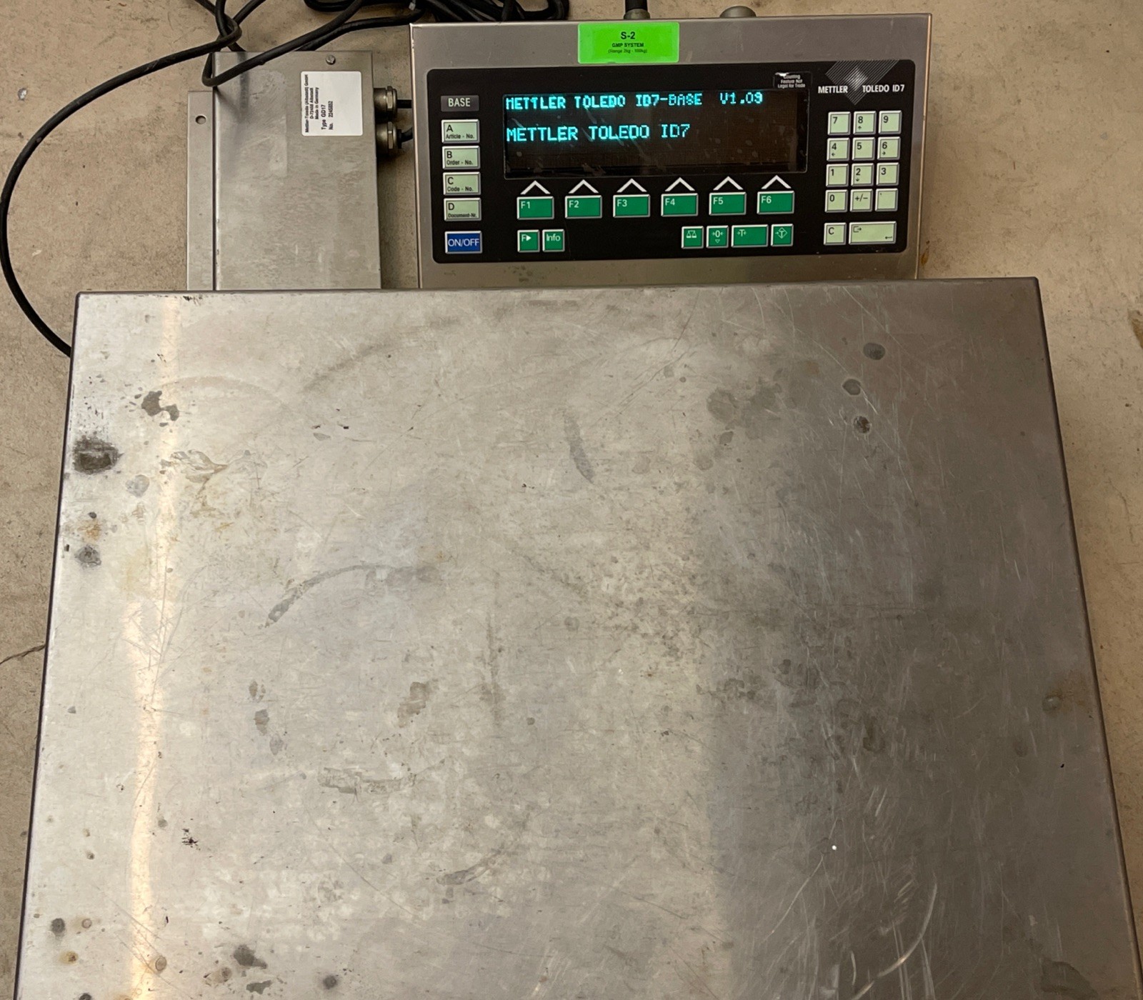 METTLER TOLEDO MODEL 2097 SCALE PLATFORM & ID7 WEIGHING TERMINAL 0.05-400LBS RAN