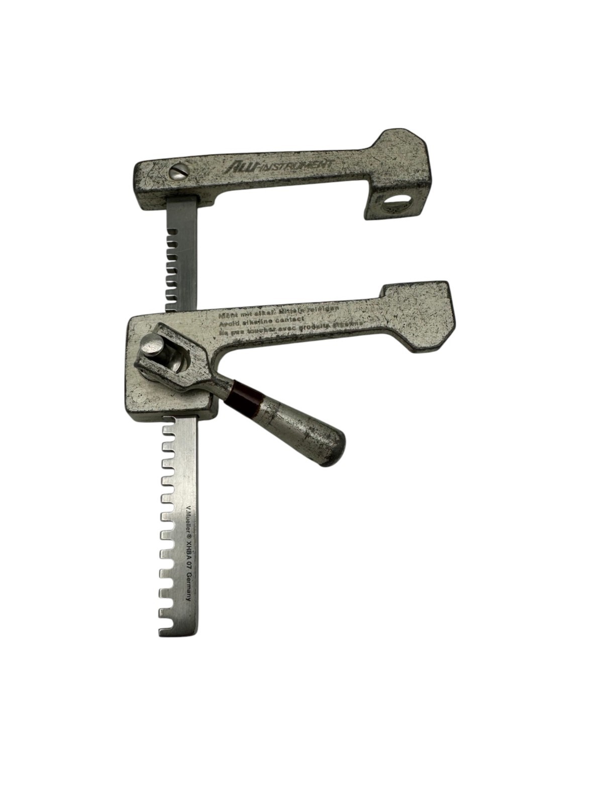 V Mueller CH1260 Finochietto Infant Rib Spreader, 10x15mm Wide