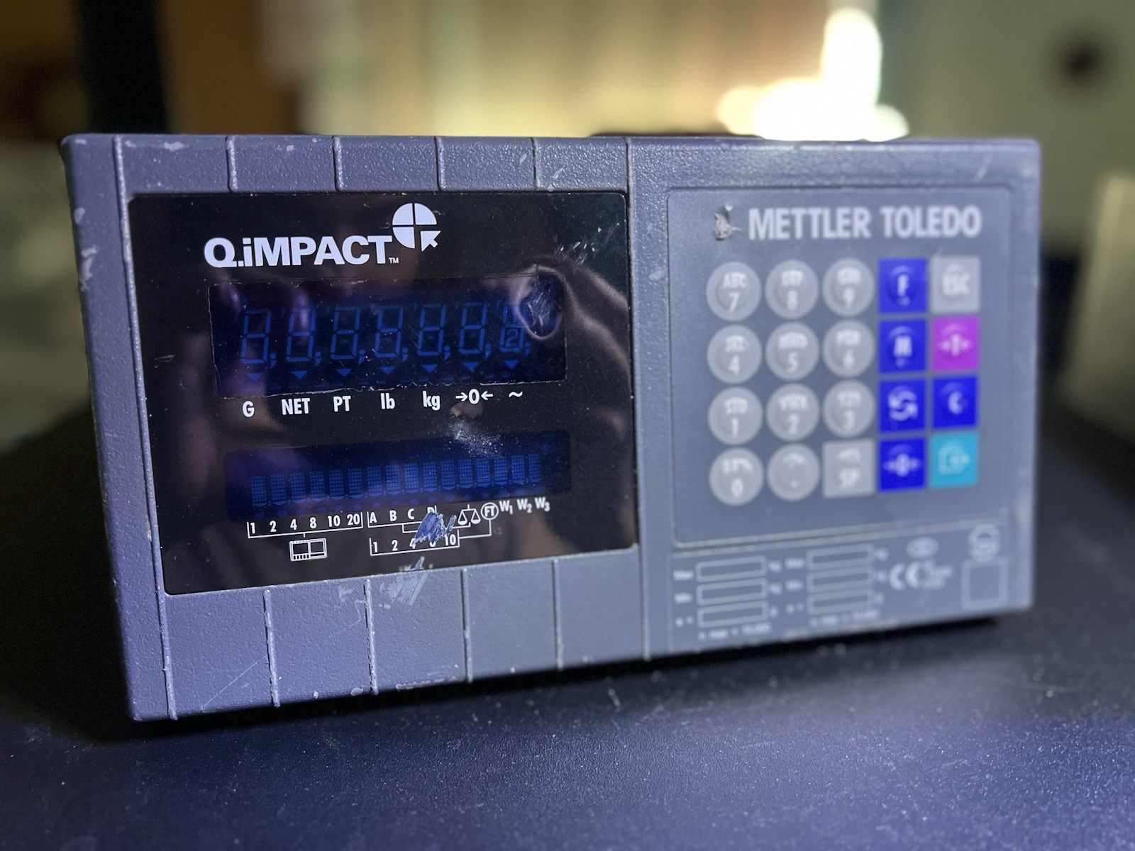 Mettler Toledo Q.iMPACT Industrial Weight Indicator – For Parts or Repair
