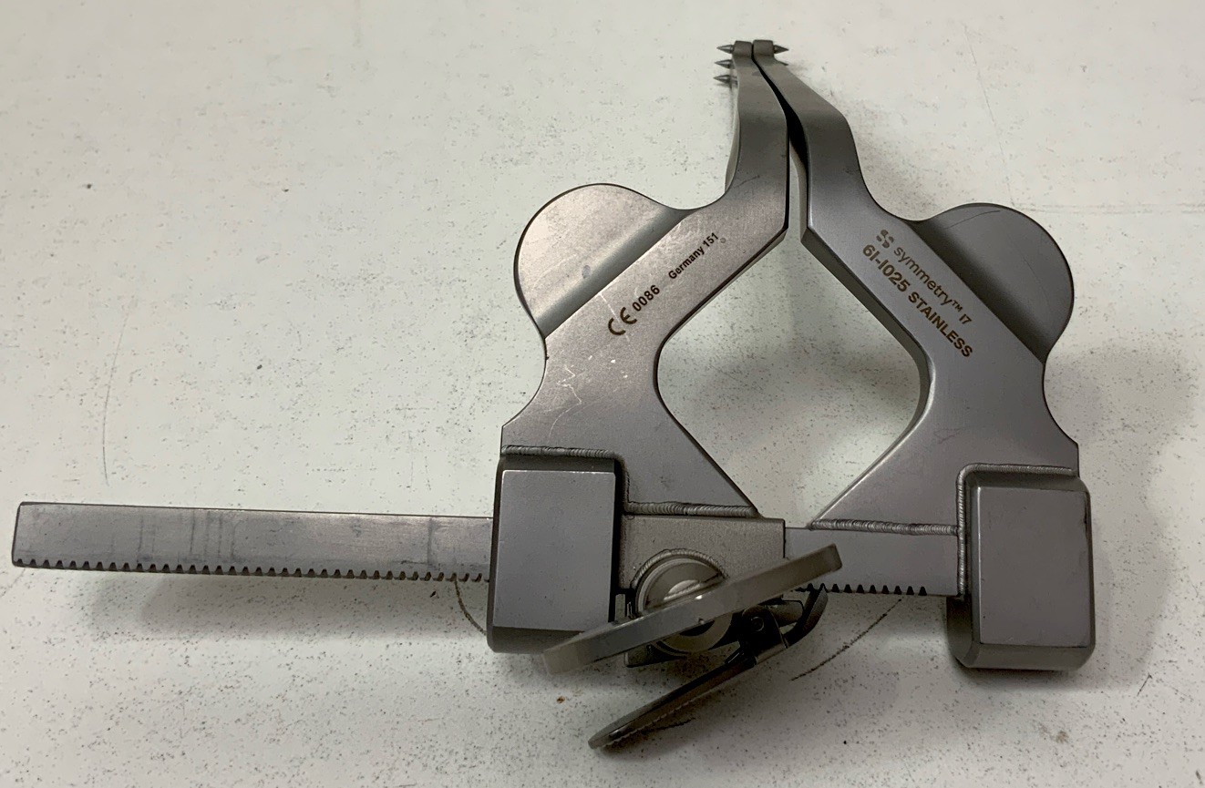 Symmetry Surgical Lumbar Spreader retractor 61-1025