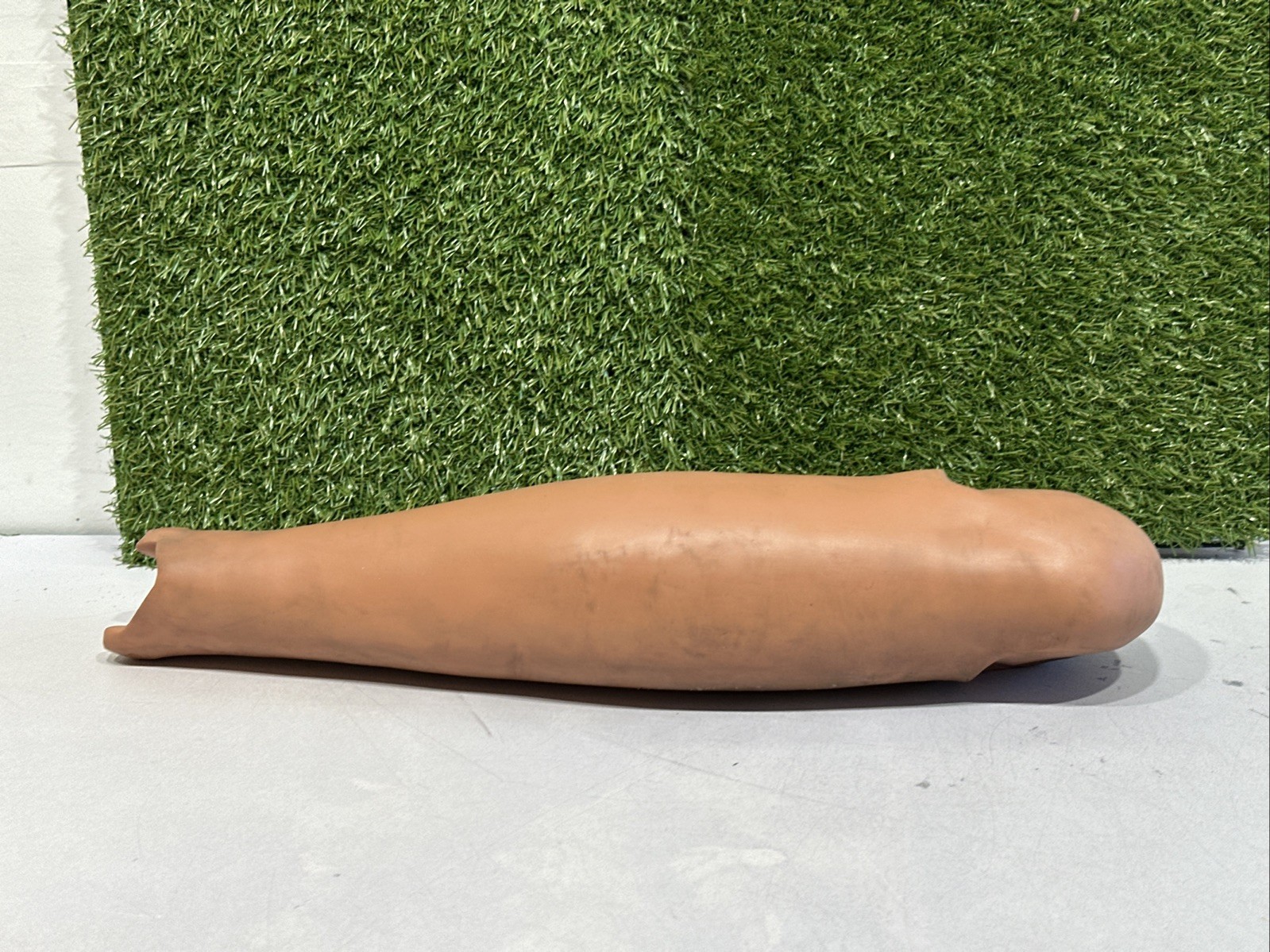 Calf; Rt-Adlt-STD – Laerdal 300-03050
