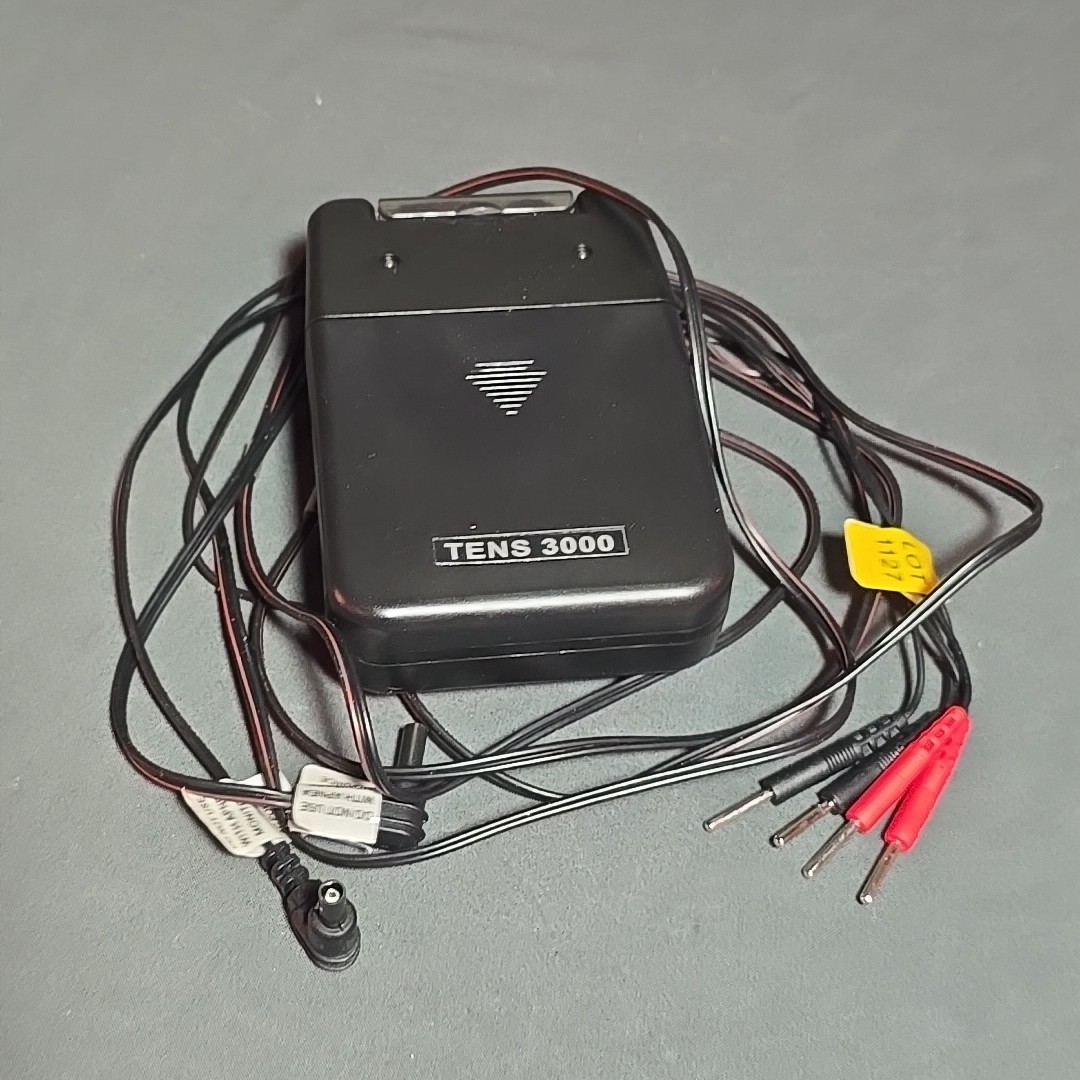 Roscoe TENS 3000 2-Channel Handheld Unit with Leads Untested