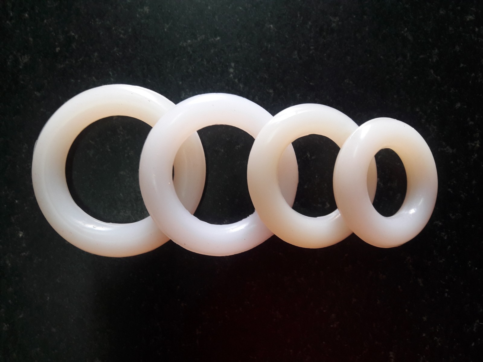 Ring Pessary Silicone Non Sterile White Color Size 50/65/75/85mm 4 Pc