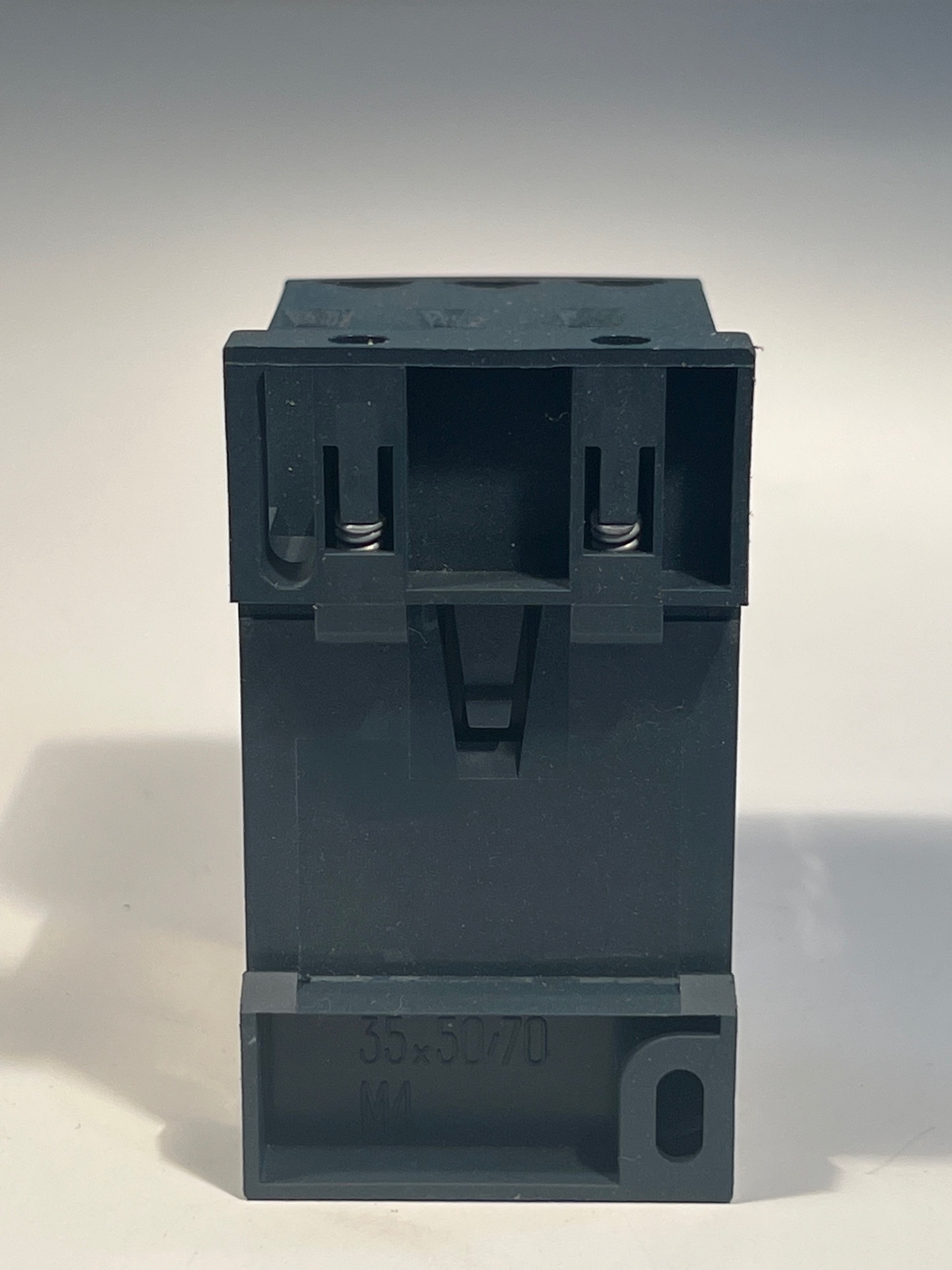 ONE (1) SCHNEIDER LRD06 Overload Relay w/ SQUARE D LAD7B10 Base Mount Block