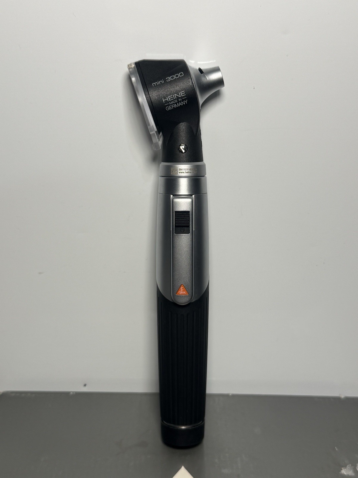 Heine Mini 3000 Otoscope Medical Ear Diagnostic Scope Germany w/ Tips