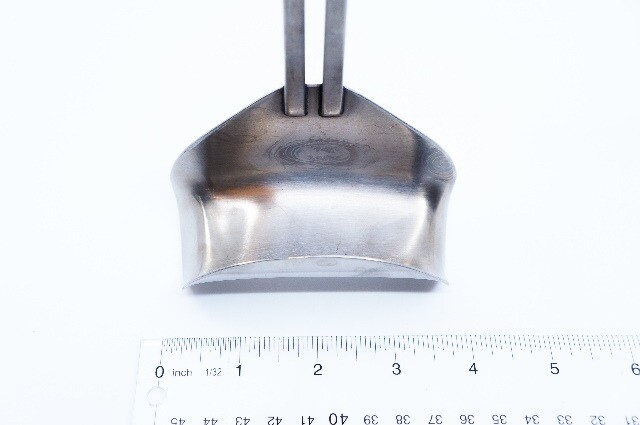 Retractor, 10inch x 4 inch