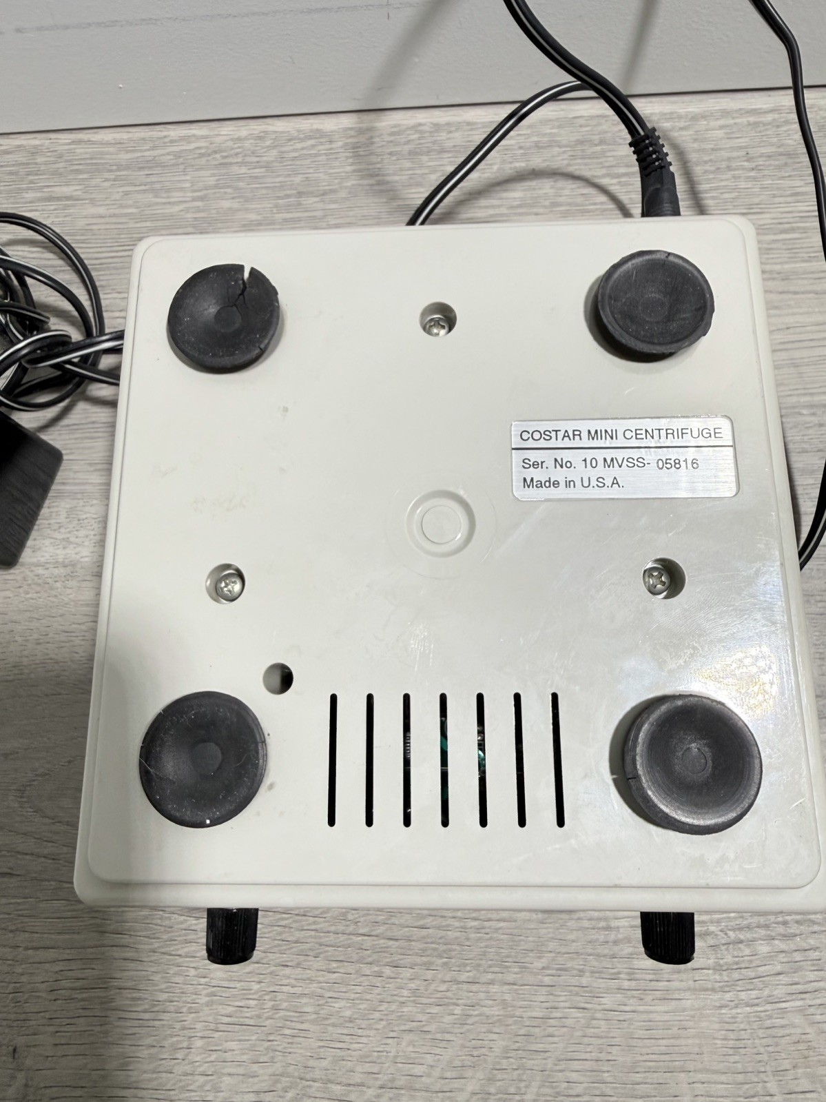 Costar Model 10 Mini Centrifuge 6 Fixed Position Angled Rotor Microcentrifuge