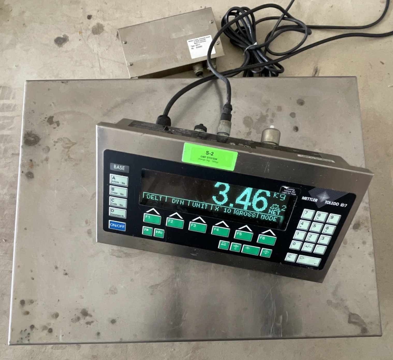 METTLER TOLEDO MODEL 2097 SCALE PLATFORM & ID7 WEIGHING TERMINAL 0.05-400LBS RAN