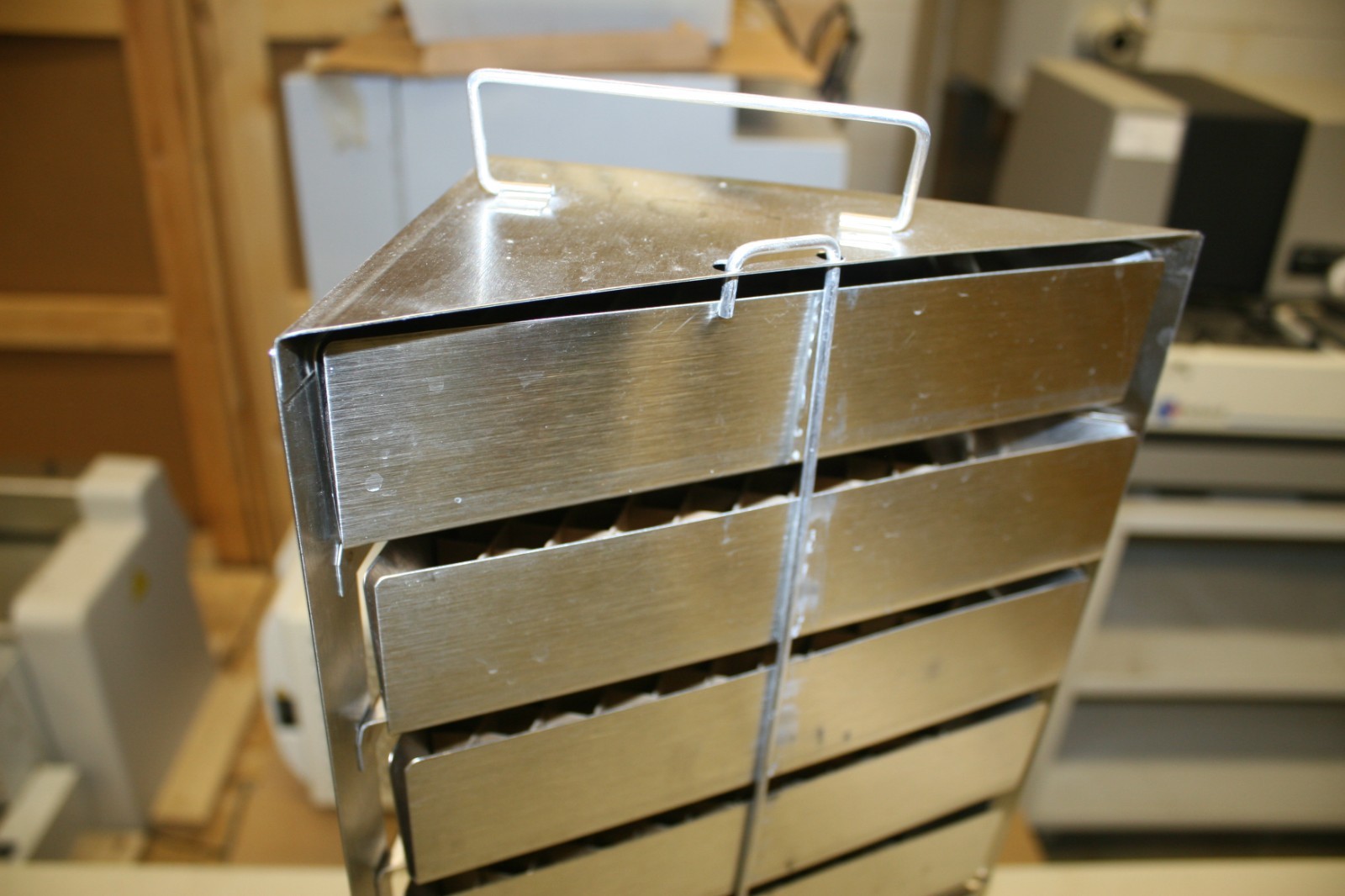 Stainless Steel Cryogenic 12 Cryo Freezer Storage Chamber Racks 26 1/2″ x 5 1/2″