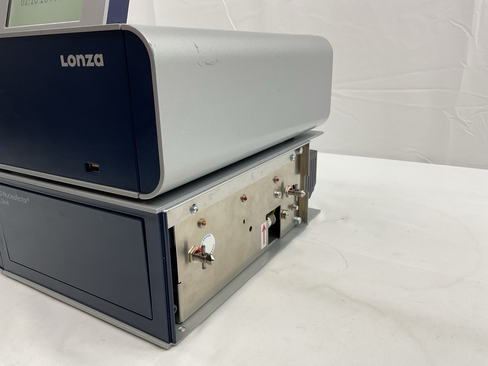 Lonza 4D-Nucleofector Core Unit X Unit Cell Transfection Electroporation CRISPR