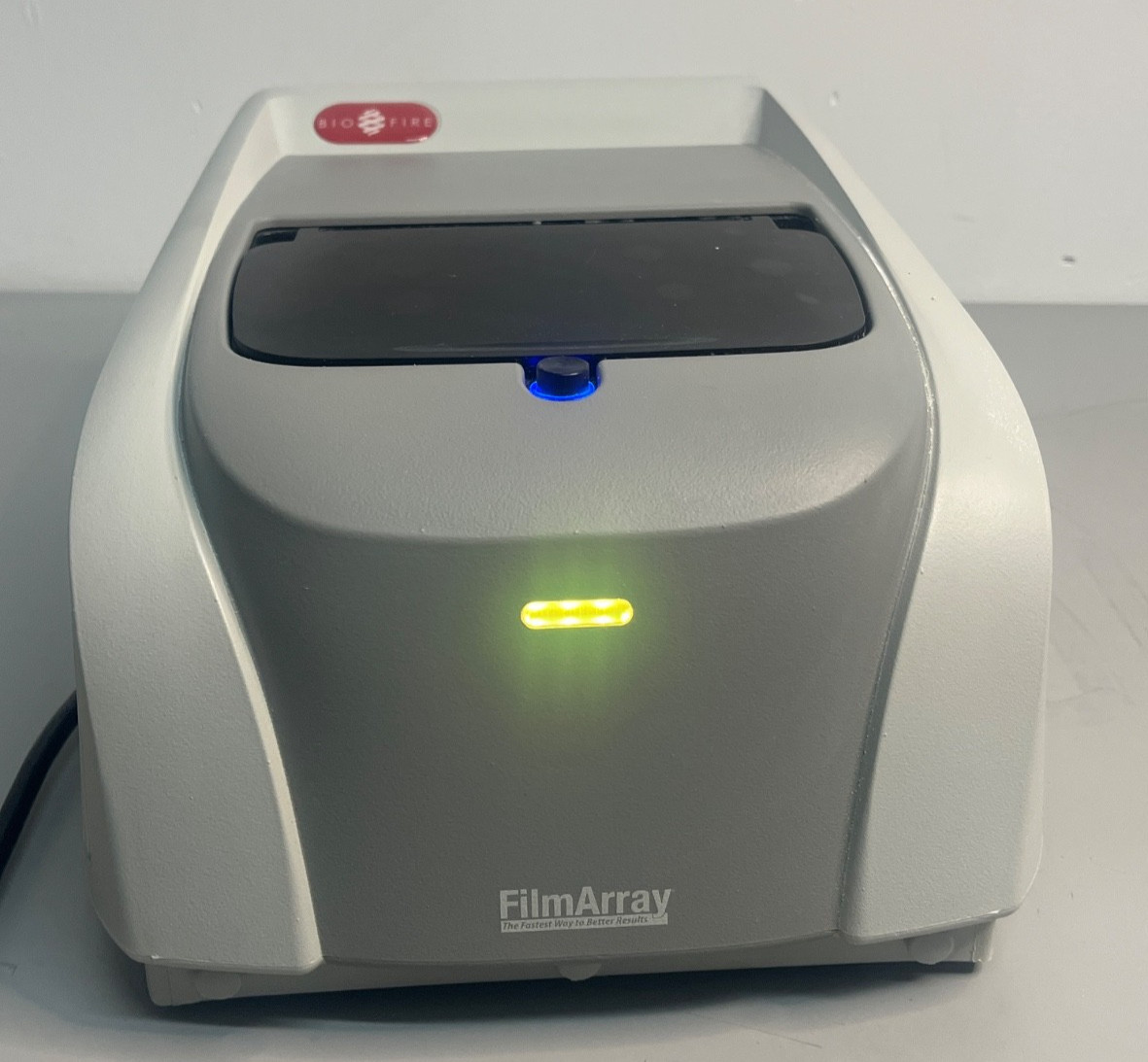 BioFire FilmArray 2.0 Molecular Diagnostic Instrument DNA Analyzer / PCR System