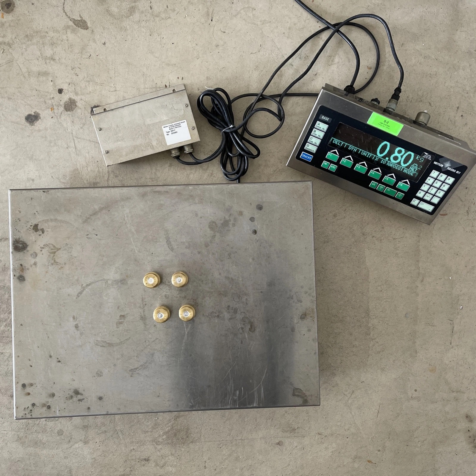 METTLER TOLEDO MODEL 2097 SCALE PLATFORM & ID7 WEIGHING TERMINAL 0.05-400LBS RAN