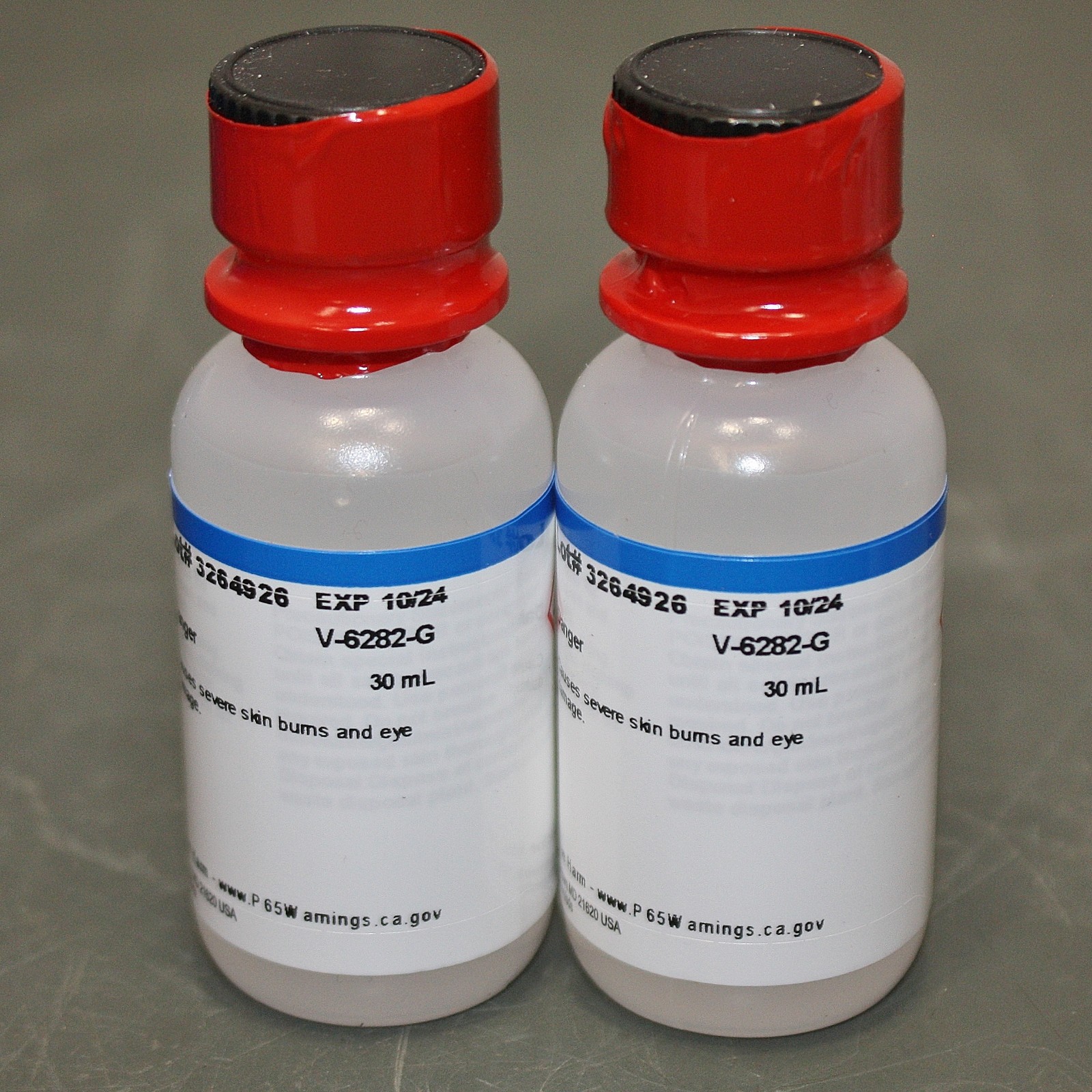 EXPIRED 10/2024 – (90) Lamotte Water Testing Kit 3119-01, Nitrate & Phosphate