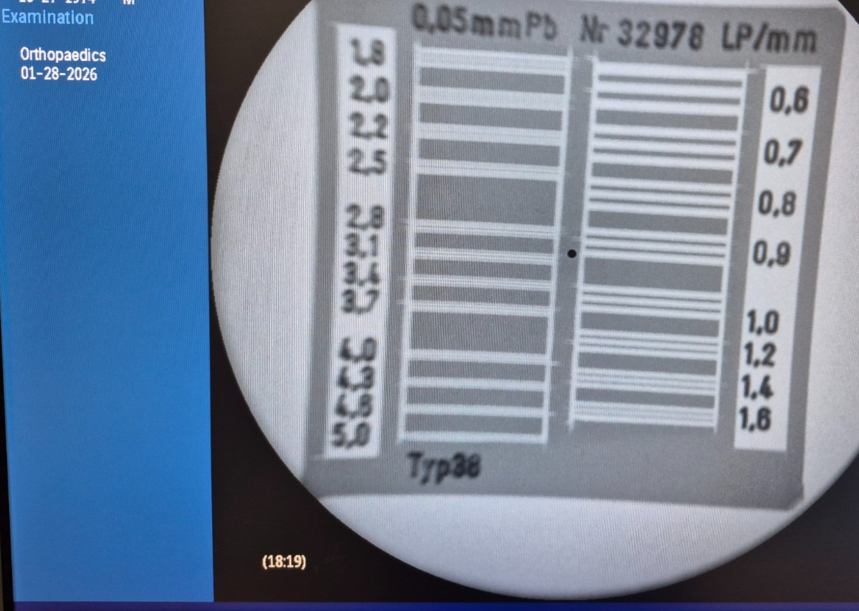07-535 0.6-5.0 LP/mm, 0.05 mm Pb Type 38 Resolution Test Tool