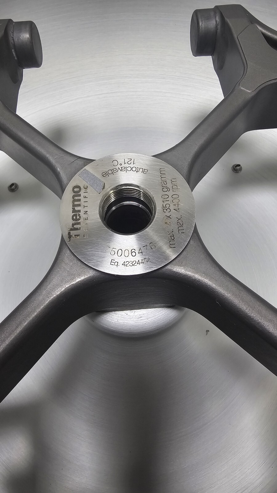 Thermo Scientific 75006476 Rotor with 75006478 Buckets and Adapters