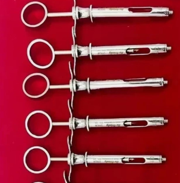 Lot of 20 Hu-Friedy CW Style Dental Anesthetic Aspirating 1.8ml Syringe SYRCW