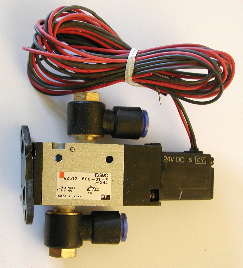 Komori 3Z1-1901-05I (3Z1190105I)Blanket Washers Air Valve VZ512-5GS-01-F-X44 SMC