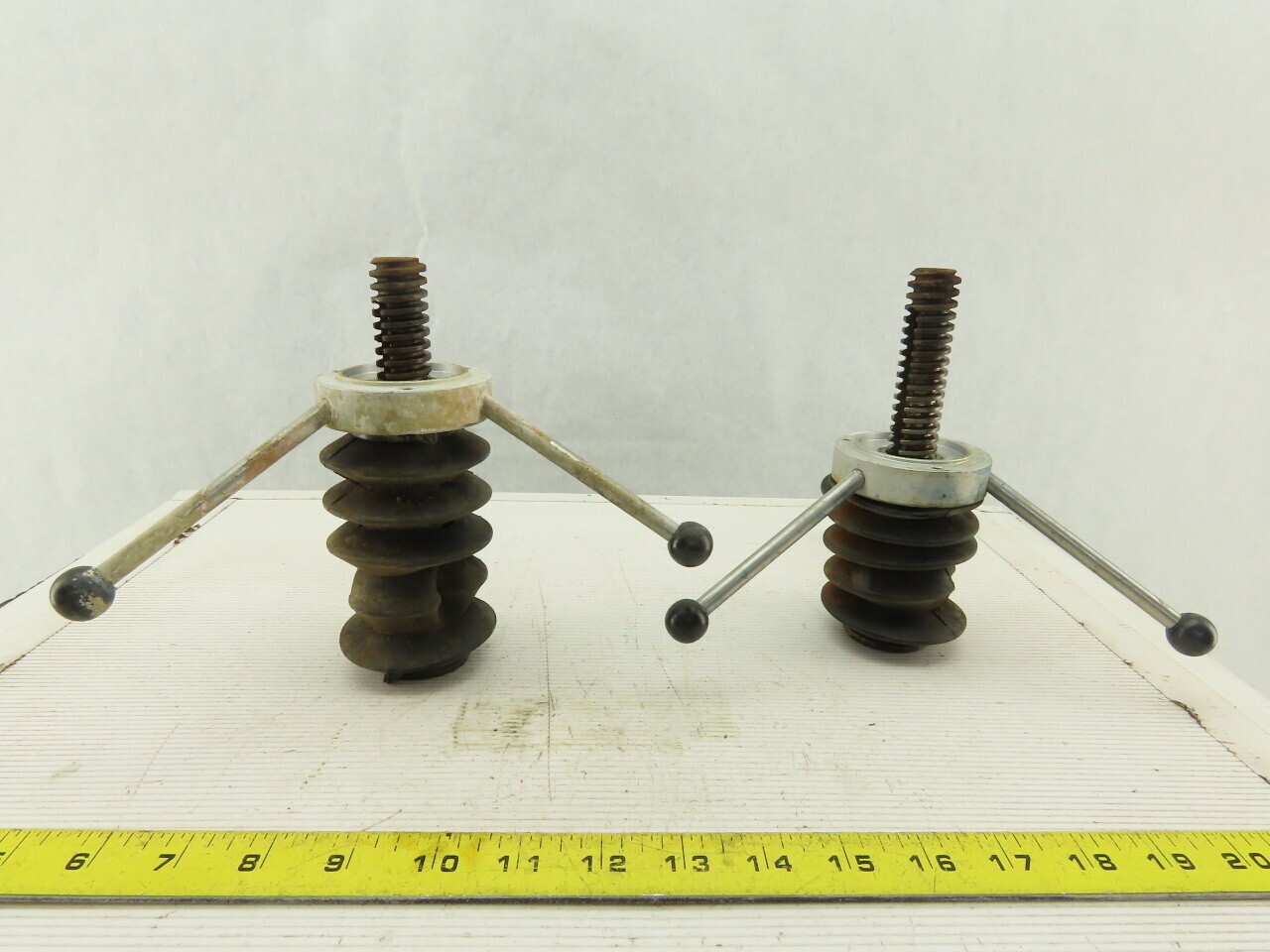Buchi Rotavapor 186 Worm Gear Hand Cranks Laboratory Rotary Evaporator Lot Of 2
