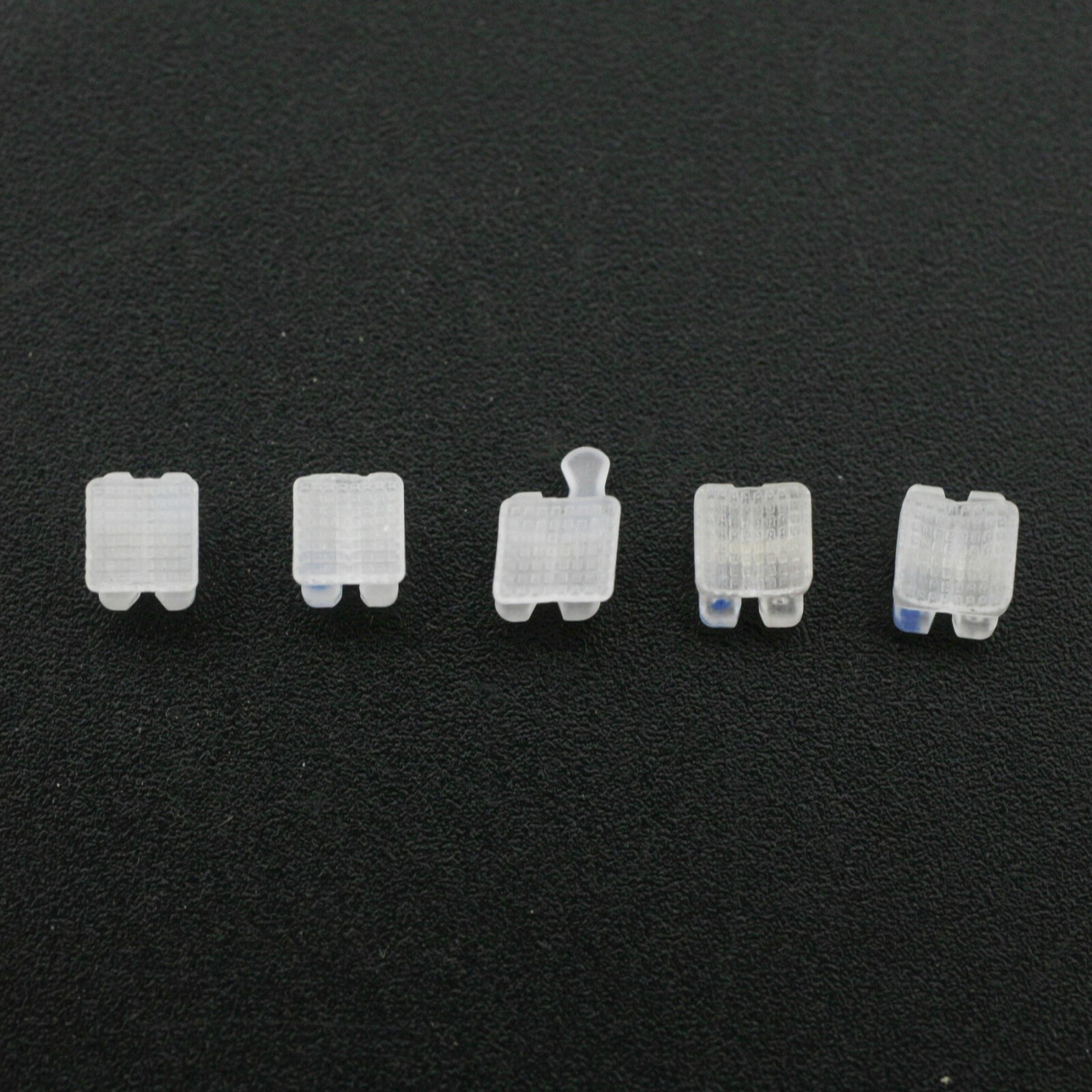 Dental Braces Orthodontic Ceramic Brackets With Metal Slot Roth 0.022 3 Hook 5-5