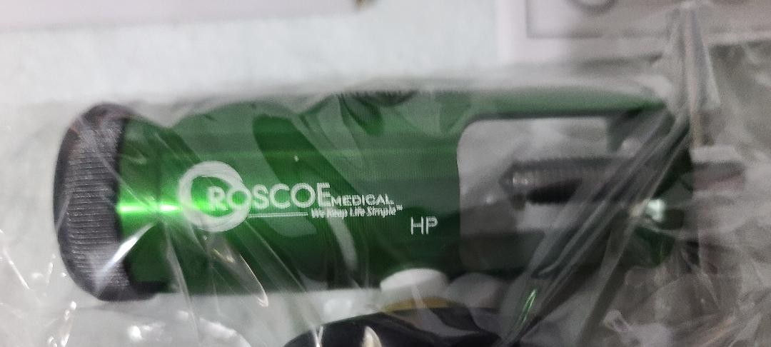 Roscoe Medical RMI-08MINI Oxygen Tank Regulator, 0-8 LPM, CGA-870 New NOS