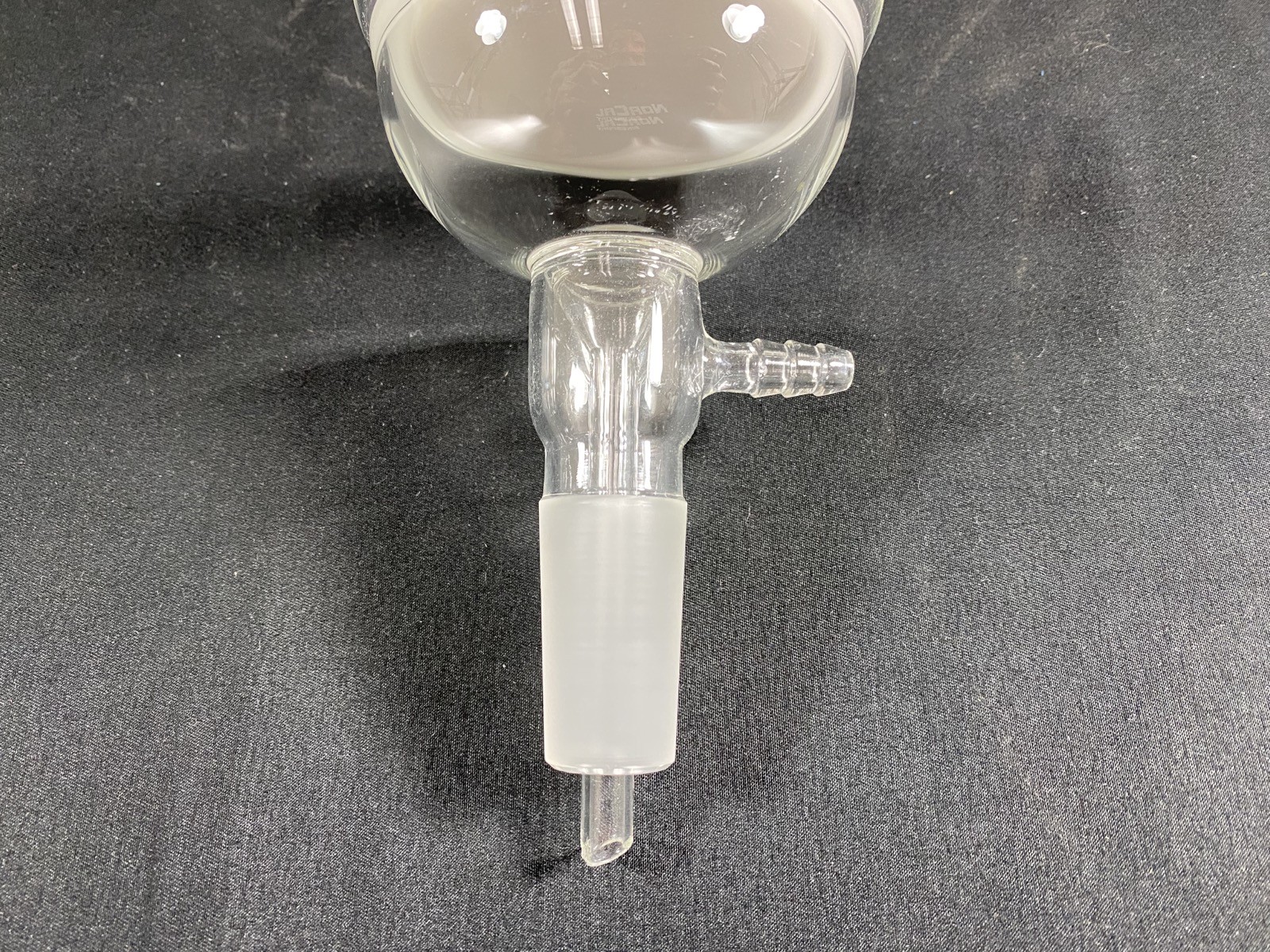 CHEMGLASS Glass 350mL 24/40 M Frit Buchner Filter Funnel CG-1406-25