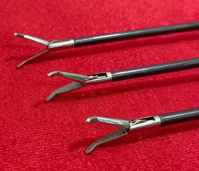 Laparoscopic Right Angle Mixter Dissector(45°Degree) Reusable Instrument- 3 nos.