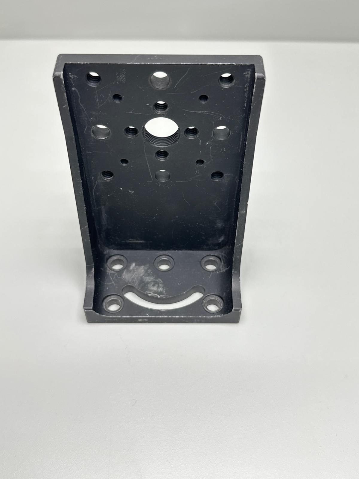 Melles Griot Unknown Right-Angle Bracket, 1/4-20 Holes
