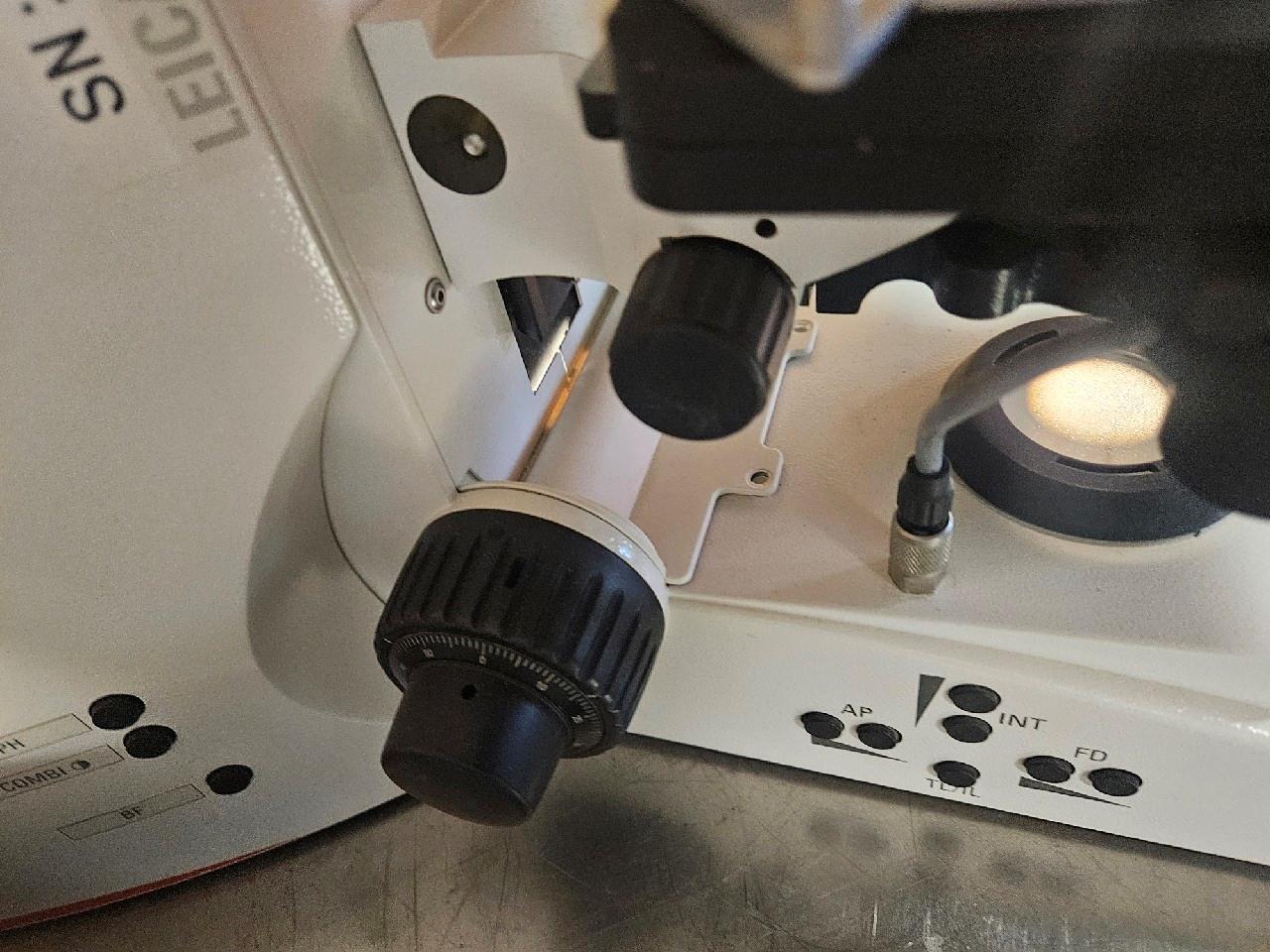 LEICA DM4000 B UPRIGHT CLINICAL RESEARCH MICROSCOPE DM 4000-B W/ 4 OBJECTIVES